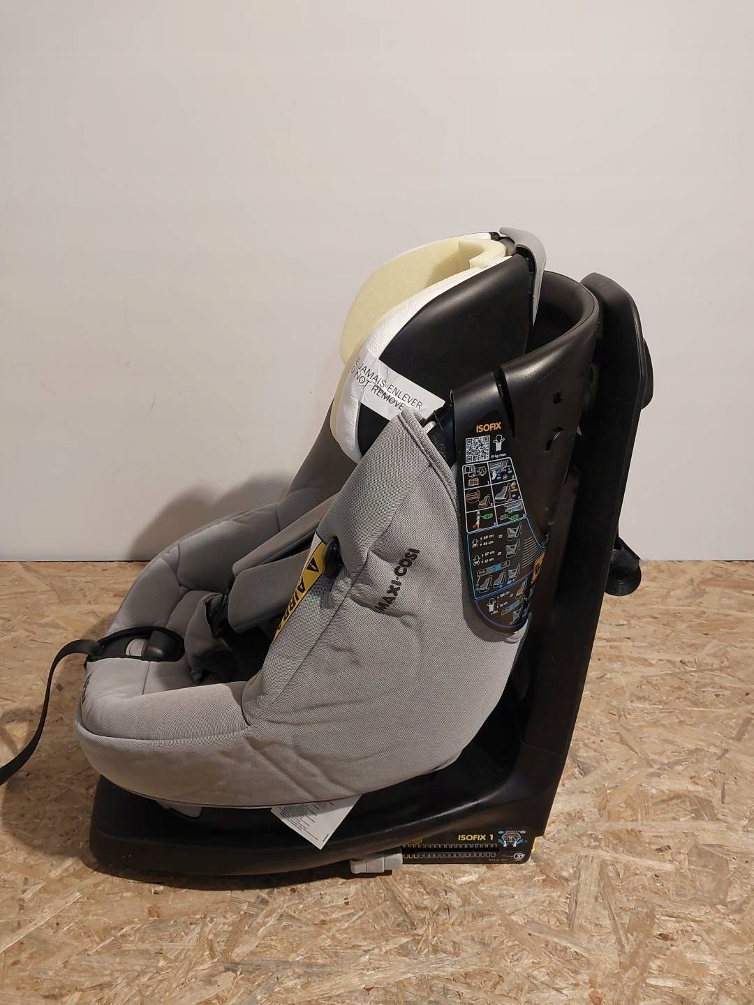 FOTELIK SAMOCHODOWY 0-18 KG MAXI-COSI AXISSFIX Seria Axissfix