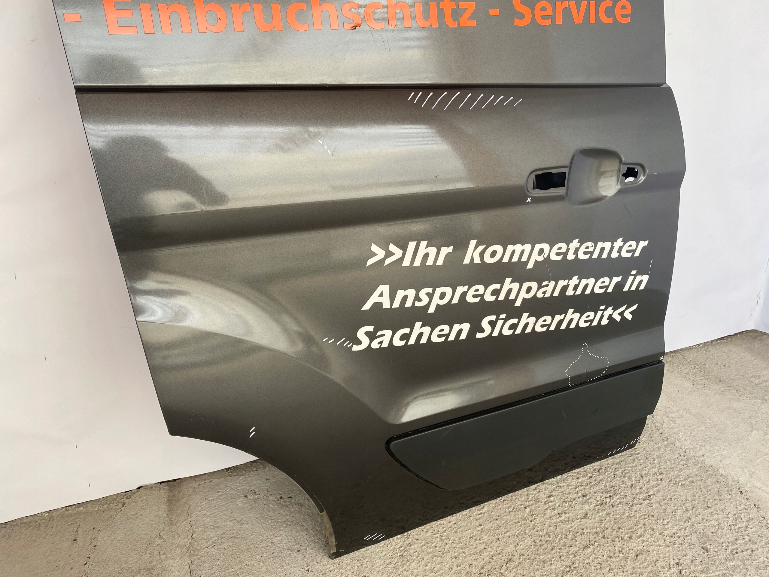 FORD TRANSIT CONNECT MK2 2013r- DRZWI PRAWE PRZESUWNE KRÓTKIE POZNAŃ GIEŁDA Producent części Ford OE