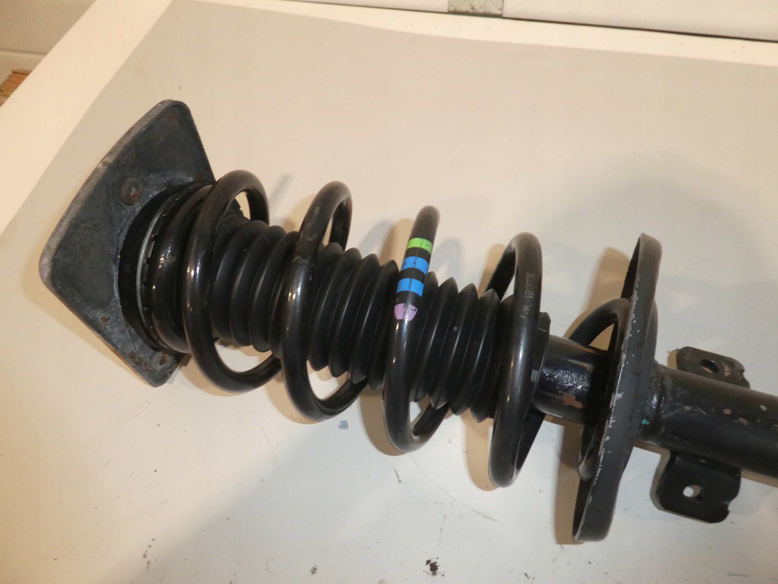 shock absorber front CITROEN JUMPY PEUGEOT EXPERT TOYOTA PROACE
