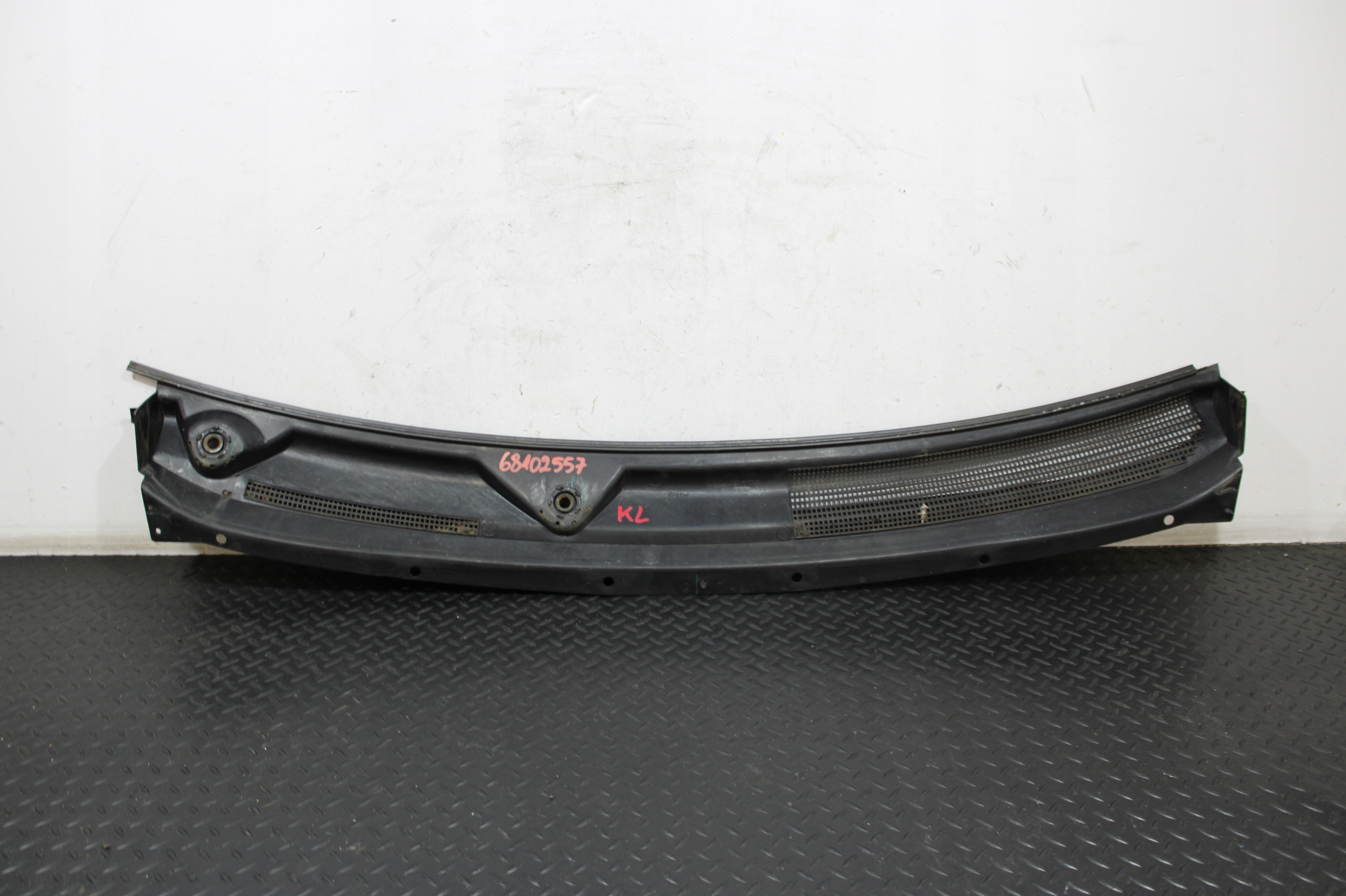 torpédo JEEP CHEROKEE KL 68102557