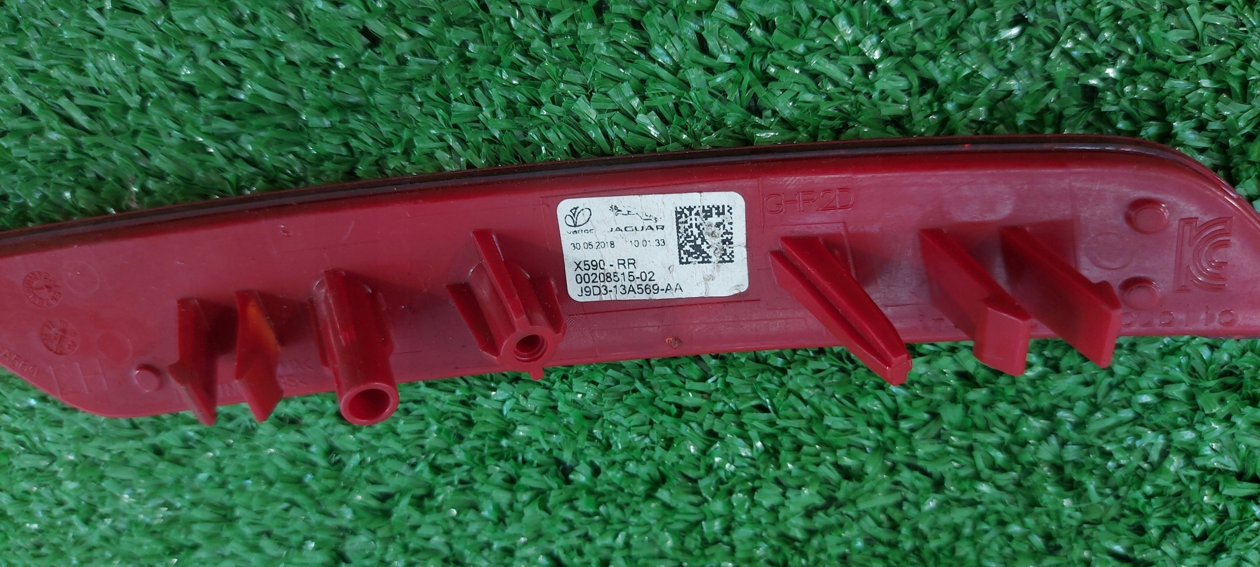 JAGUAR and-PACE left ODBLASK W bumper rear light