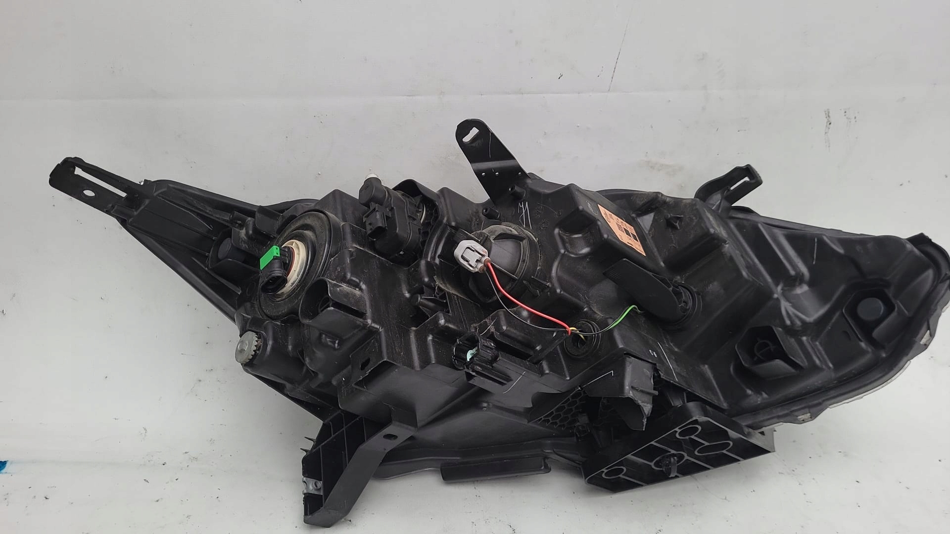 NISSAN QASHQAI II J11 13-17 light left front front