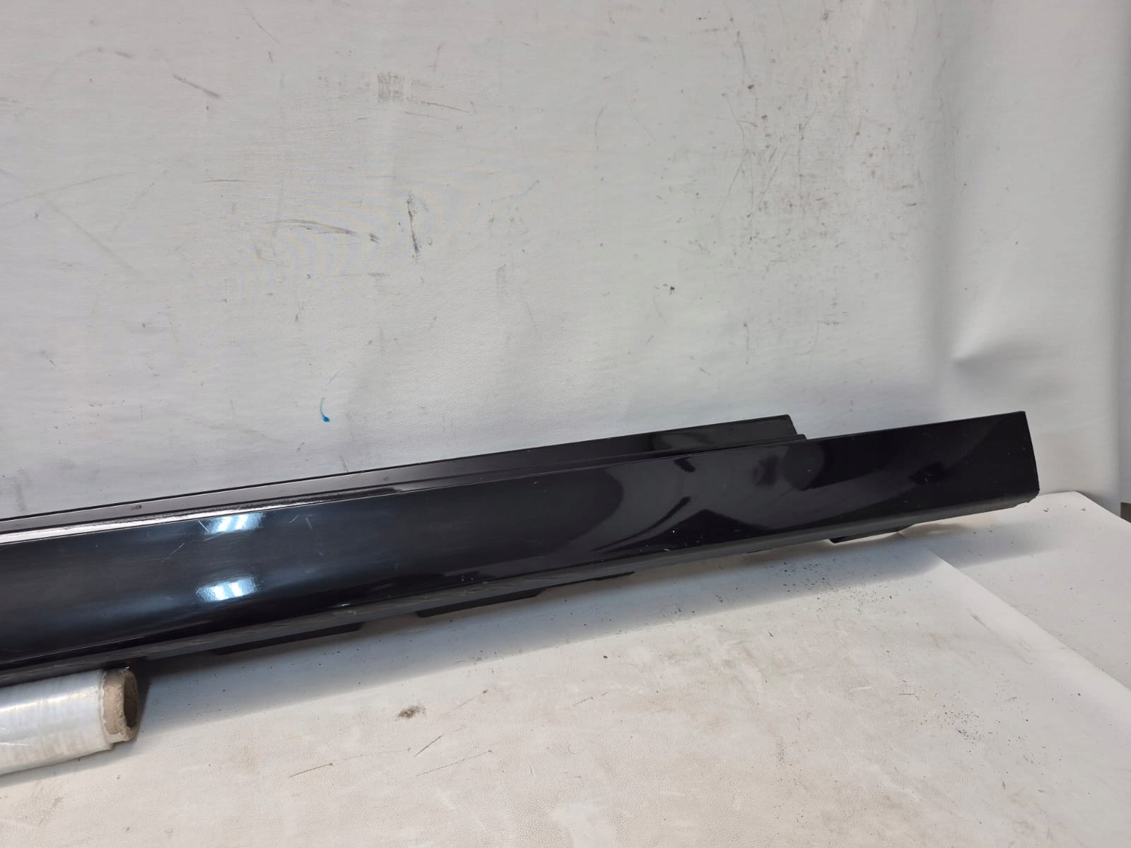 BMW 5 F10 F11 threshold right moulding threshold right 7184774