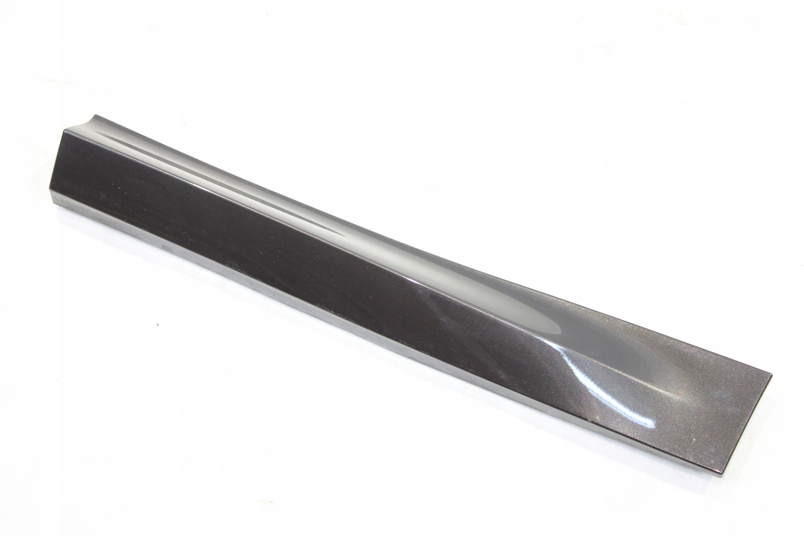 8064797 A90 - Молдинг двери нижний левый задний МПАКЕТ BMW G01 X3