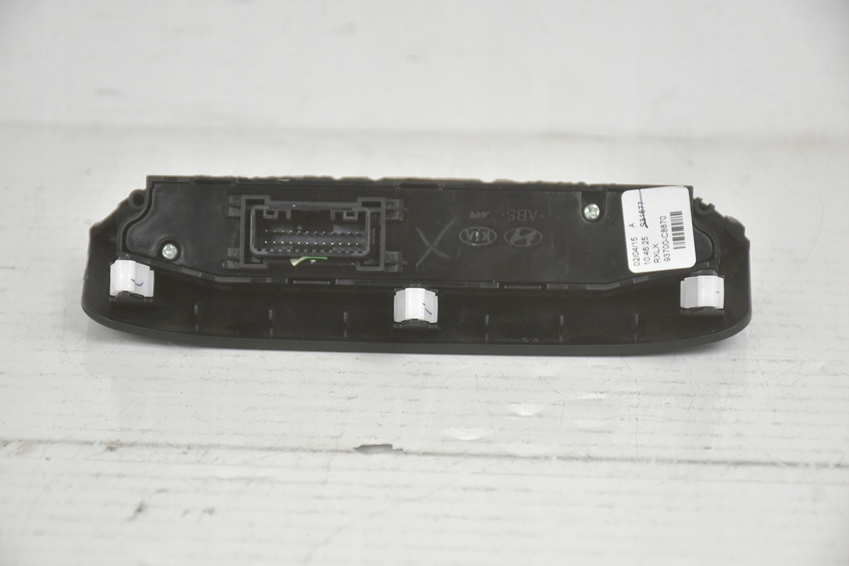 PANEL controls HYUNDAI I20 II 93700-C8870
