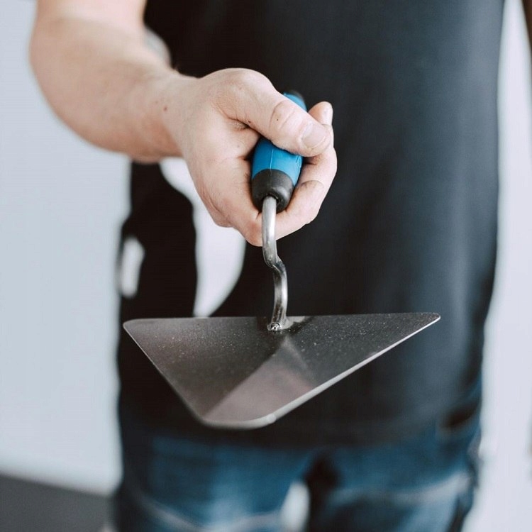 KIELNIA STALOWA TRÓJKĄTNA 220*215MM Kod producenta KU0802