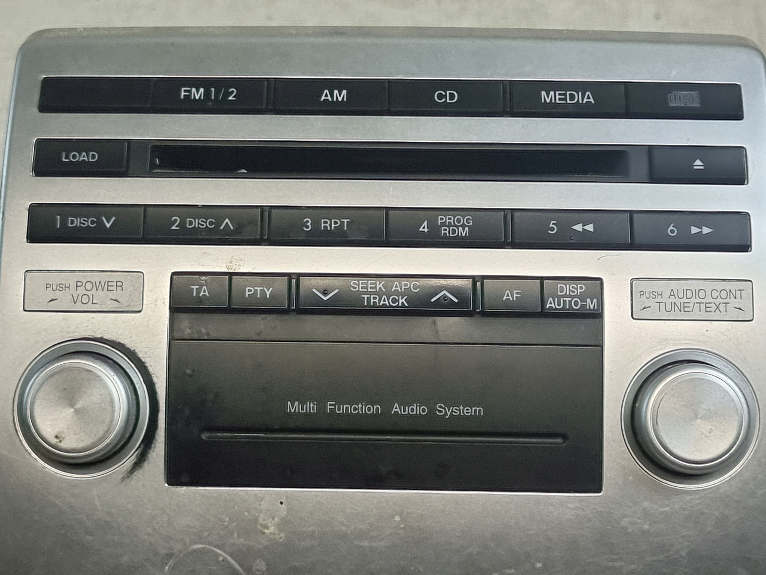radio frame OE CC9379 MAZDA 5 and 06r
