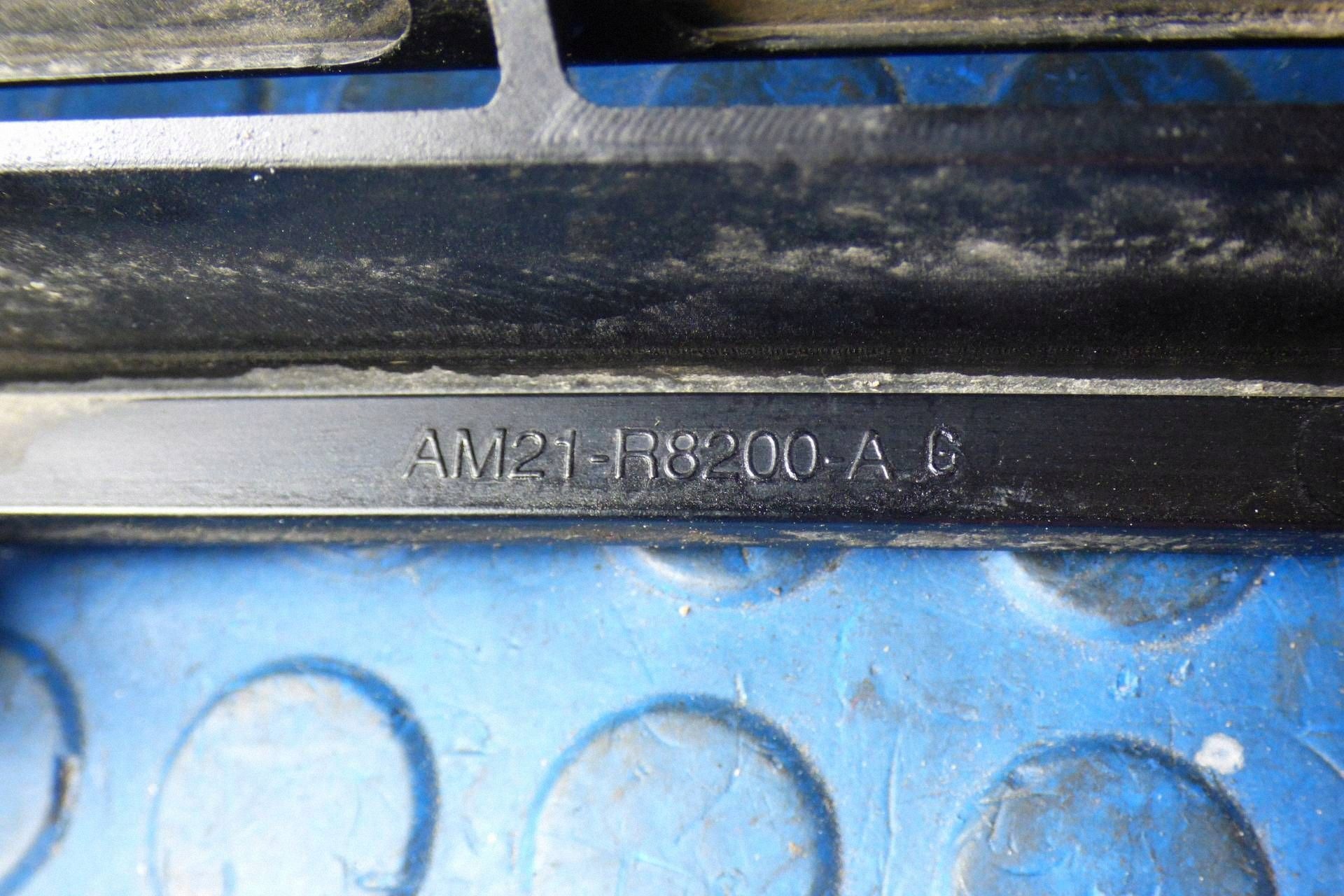 Ford S-MAX MK1 grill grille front AM21-R8200-AG