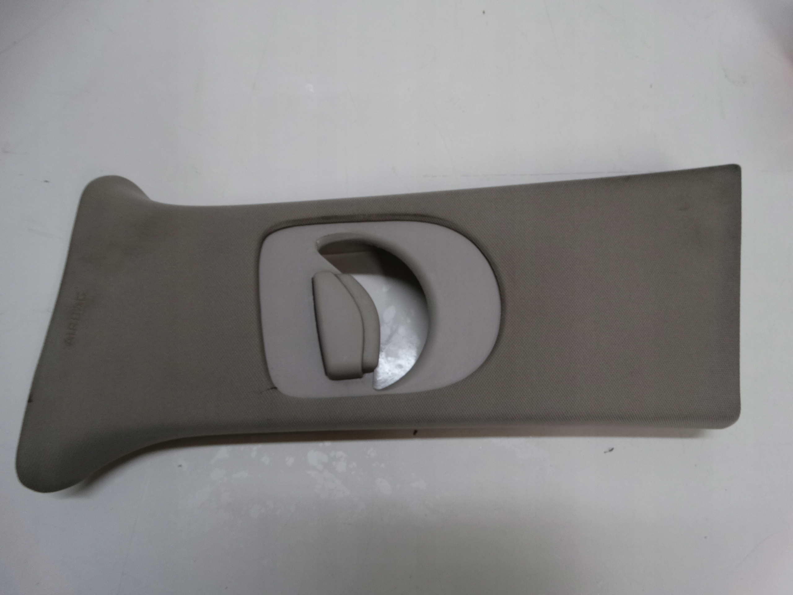 OSŁONA POSZYCIE SŁUPKA LEWE RENAULT LAGUNA III