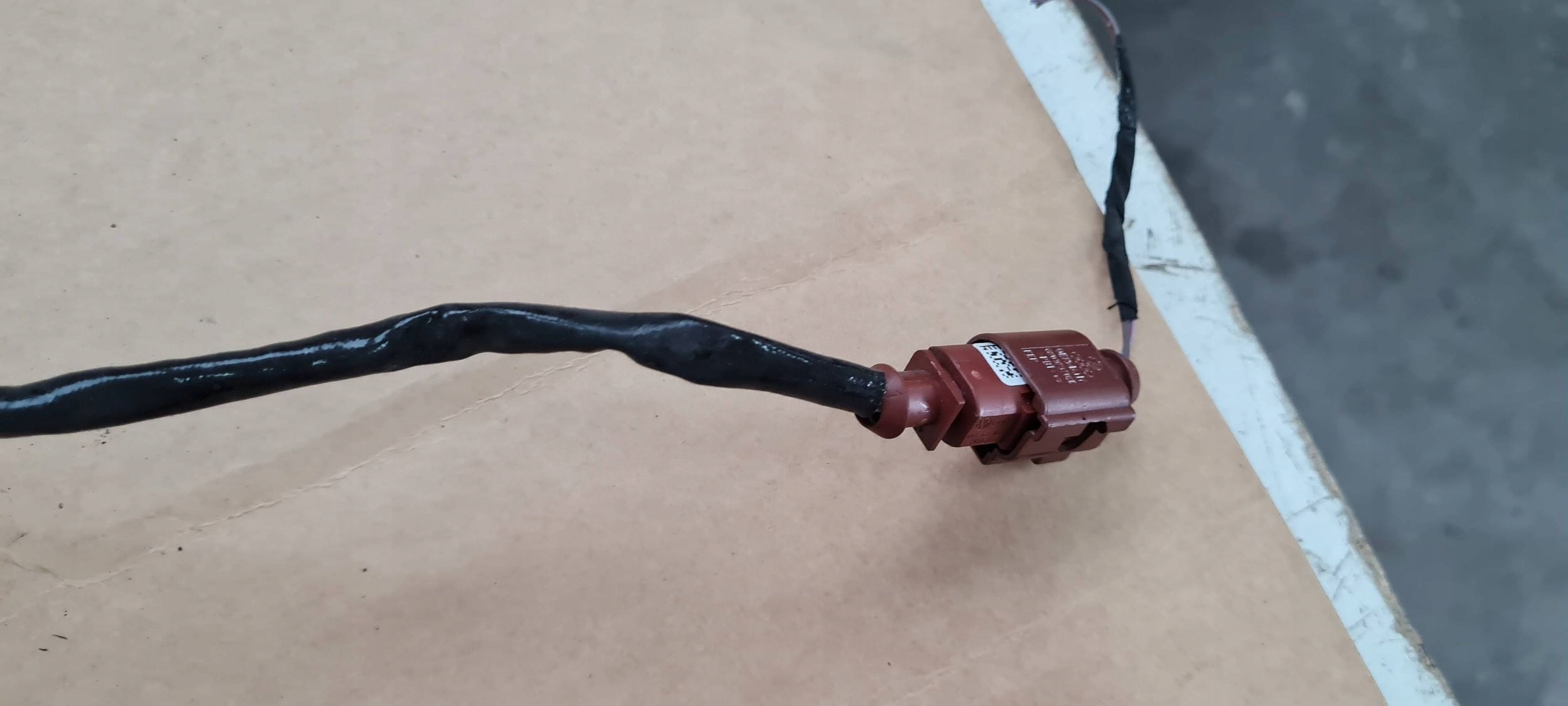 A4 B9 8W Sensor TEMPERATURY Gase 2.0 TDI 8W0906088B A5 8W Q5