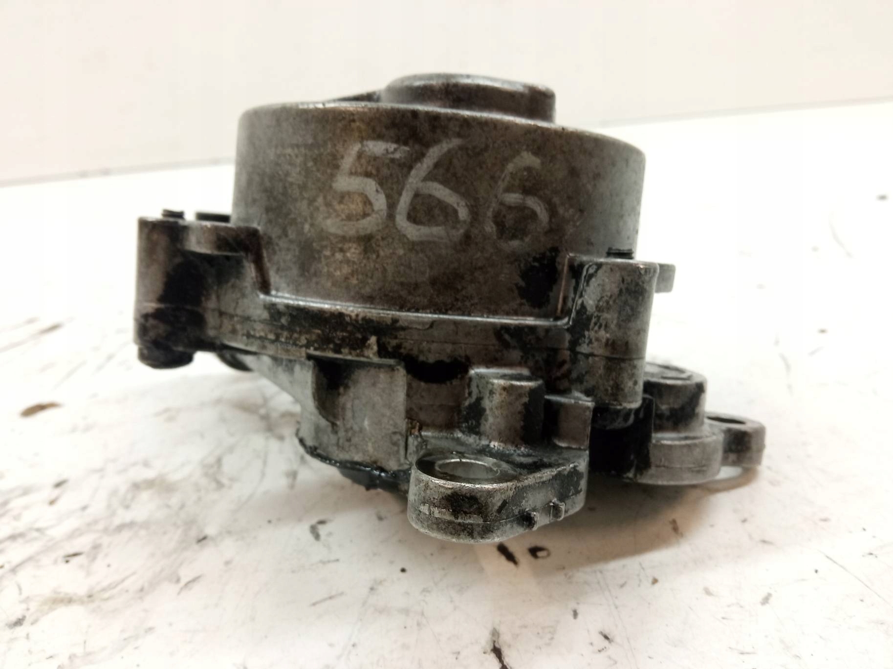 Pompa VACUM 8200796080 2.0 DCI Renault Laguna III (2007- )