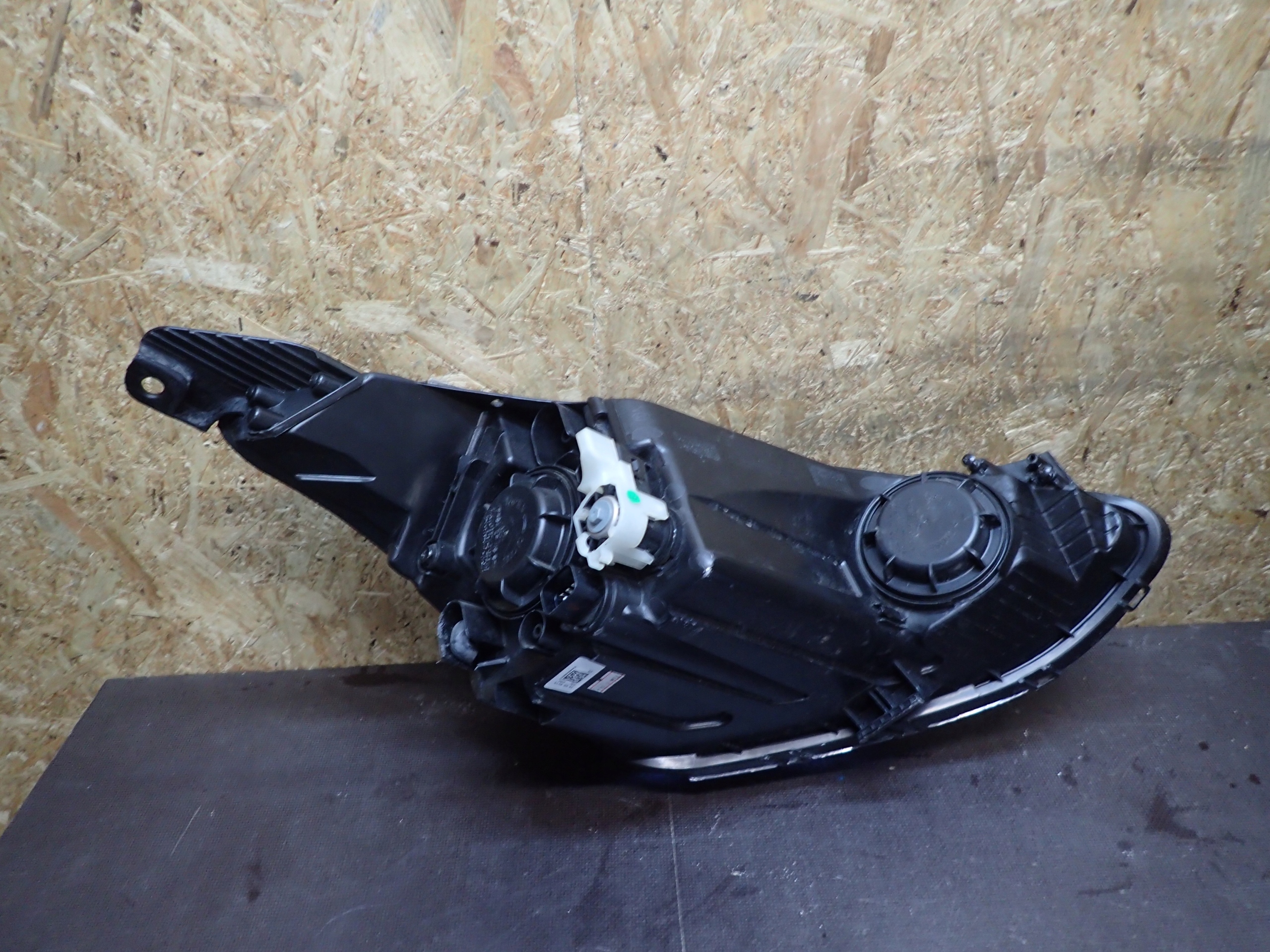 LIGHT FRONT LEFT HYUNDAI I10 II 2 13- 92101-B9000