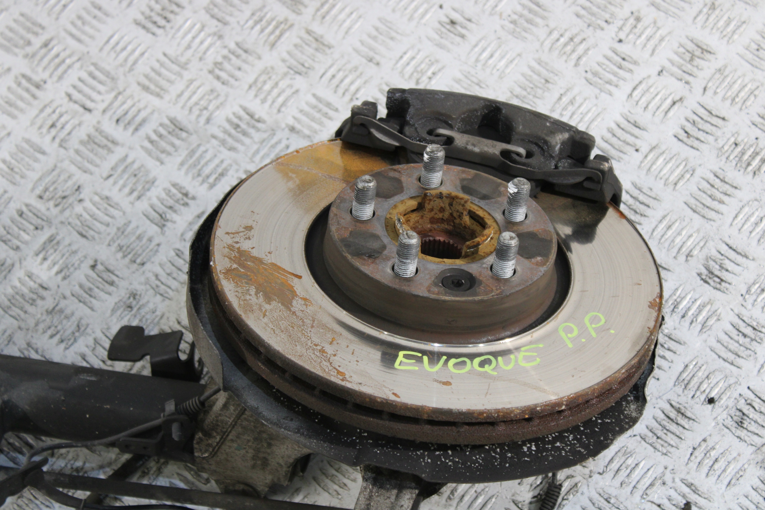 swing McPherson right front shock absorber EVOQUE L538