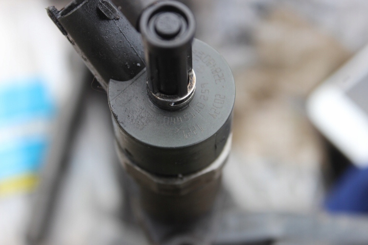 WTRYSK PEUGEOT Citroen 1.6 HDI 0445110259 Producent części Peugeot OE