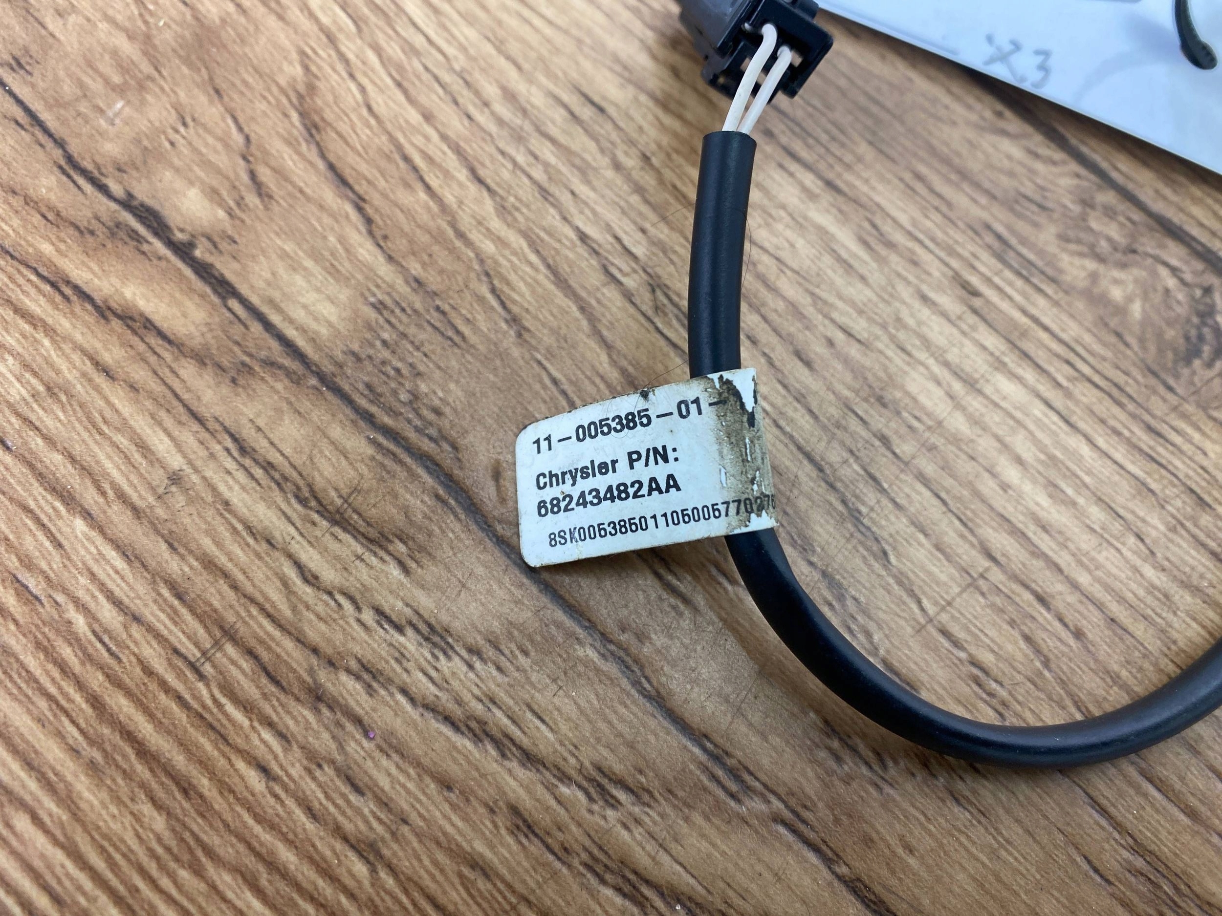 sensor obecnosci w fotelu Dodge Challenger 2015+