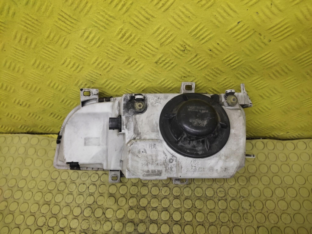 VW SHARAN and REFLEKTOR light right front