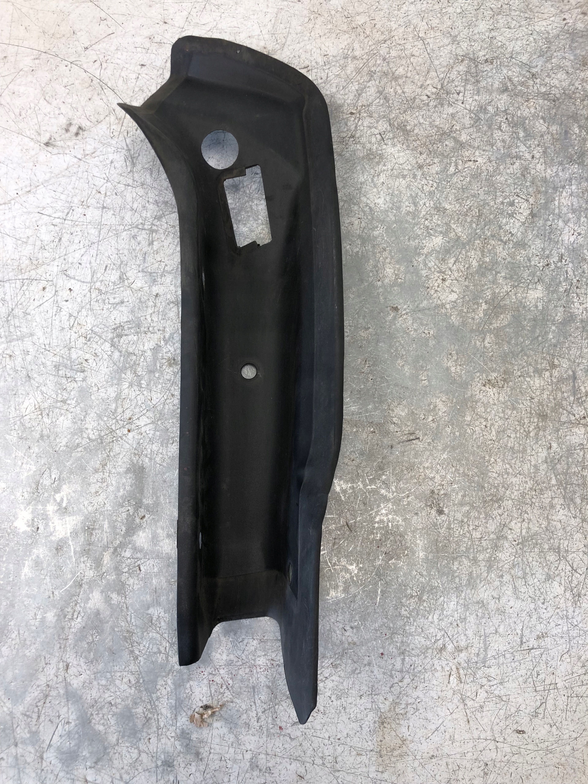 Blende Abdeckung SPLYW Leuchte rechts heck FORD KUGA MK2