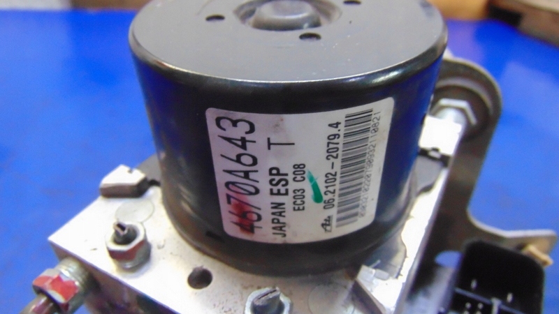 Pompa ABS freno 4670A643 PEUGEOT 4008 e 12-17R