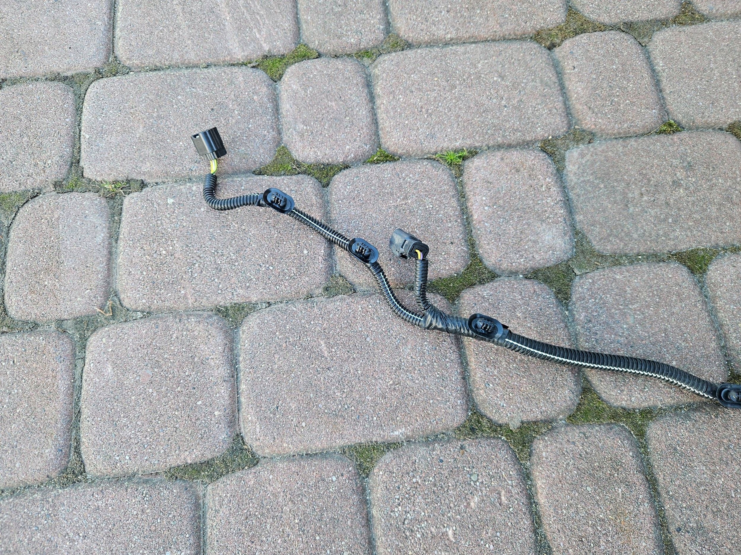 wiring bundle z tylu auta do bumper rear part rear PDC Opel Mokka B
