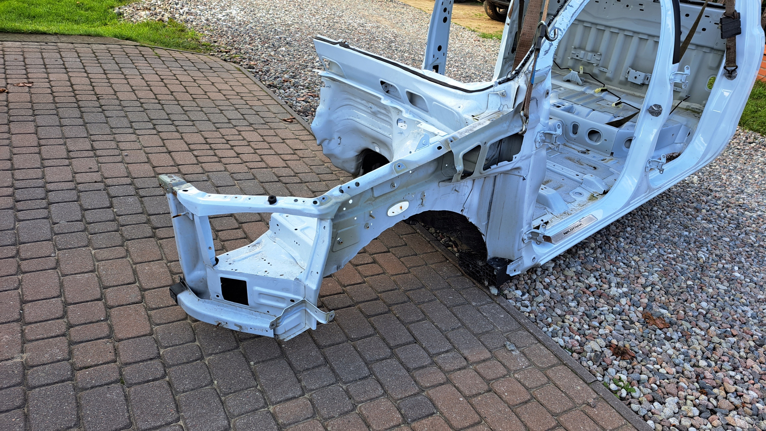 FORD RANGER 3 PRÓG PODŁUŻNICA ĆWIARTKA LEWA PRZÓD Numer katalogowy części JB3B-16E061-AE