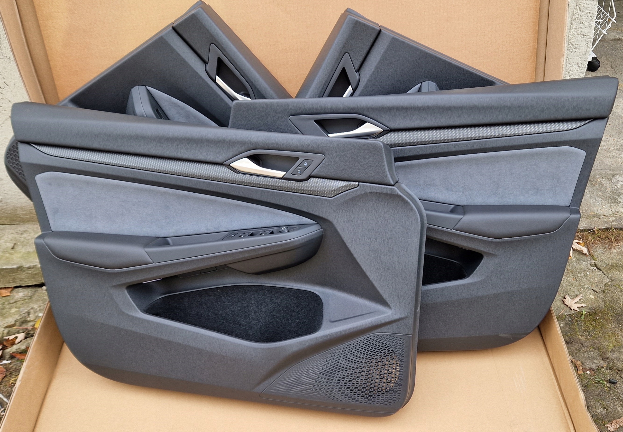 5H0 - БОКОВ GOLF 8 VIII HB COMBO LED КОЖА ALCANTARA