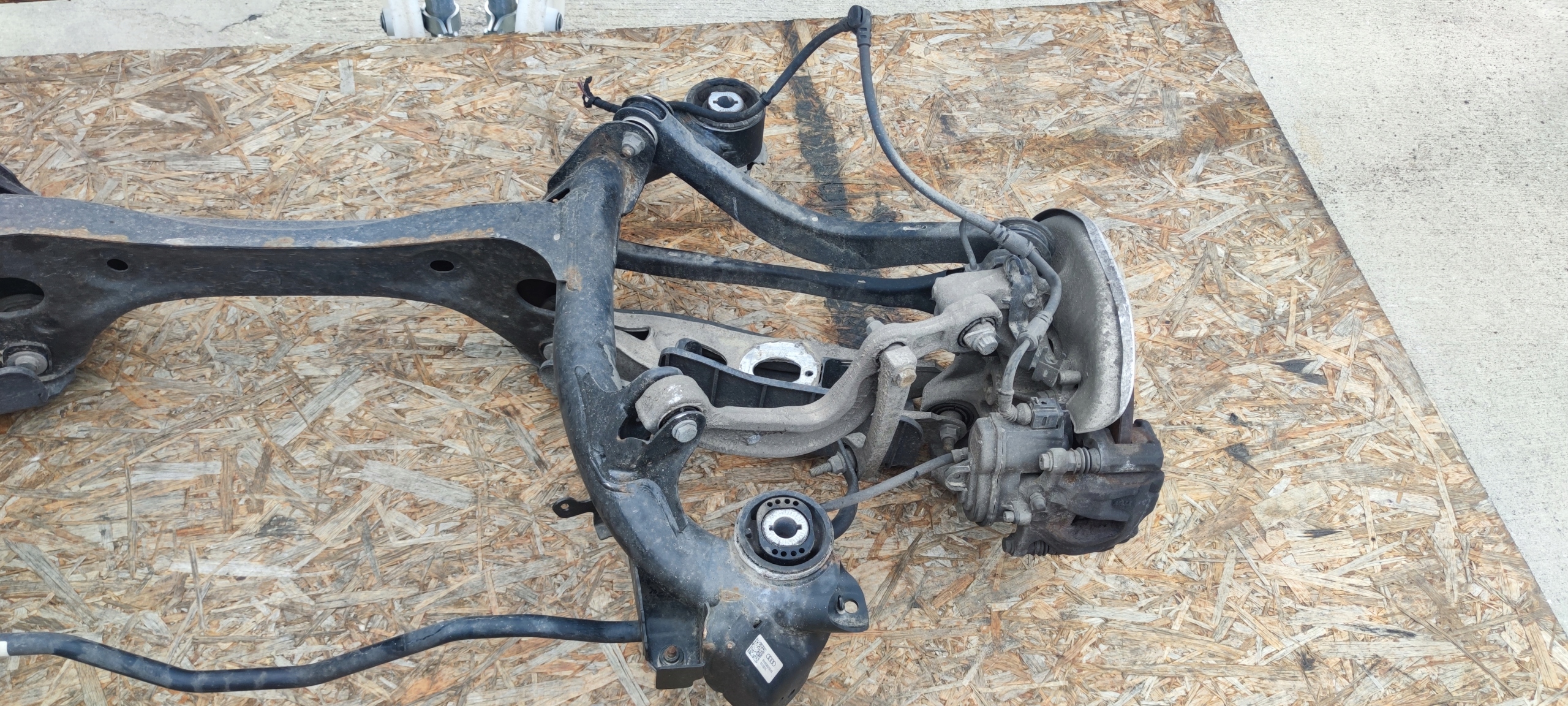 axle beam subframe rear part AUDI A4 B9 A5 8W0505235AE