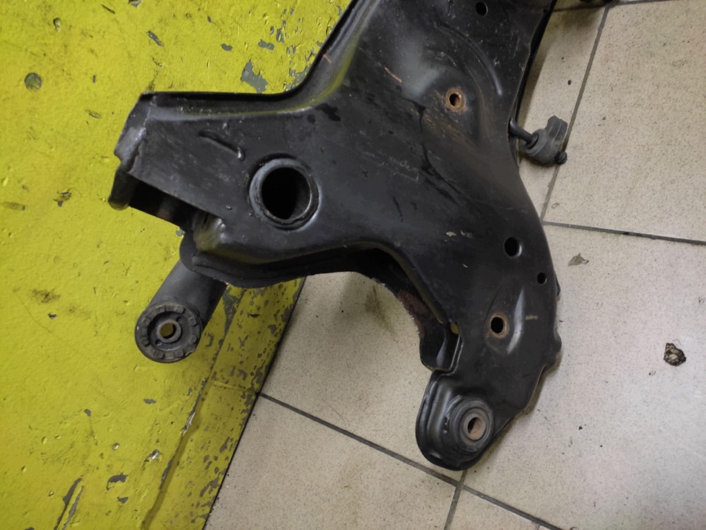 HYUNDAI GETZ axle beam axle beam subframe