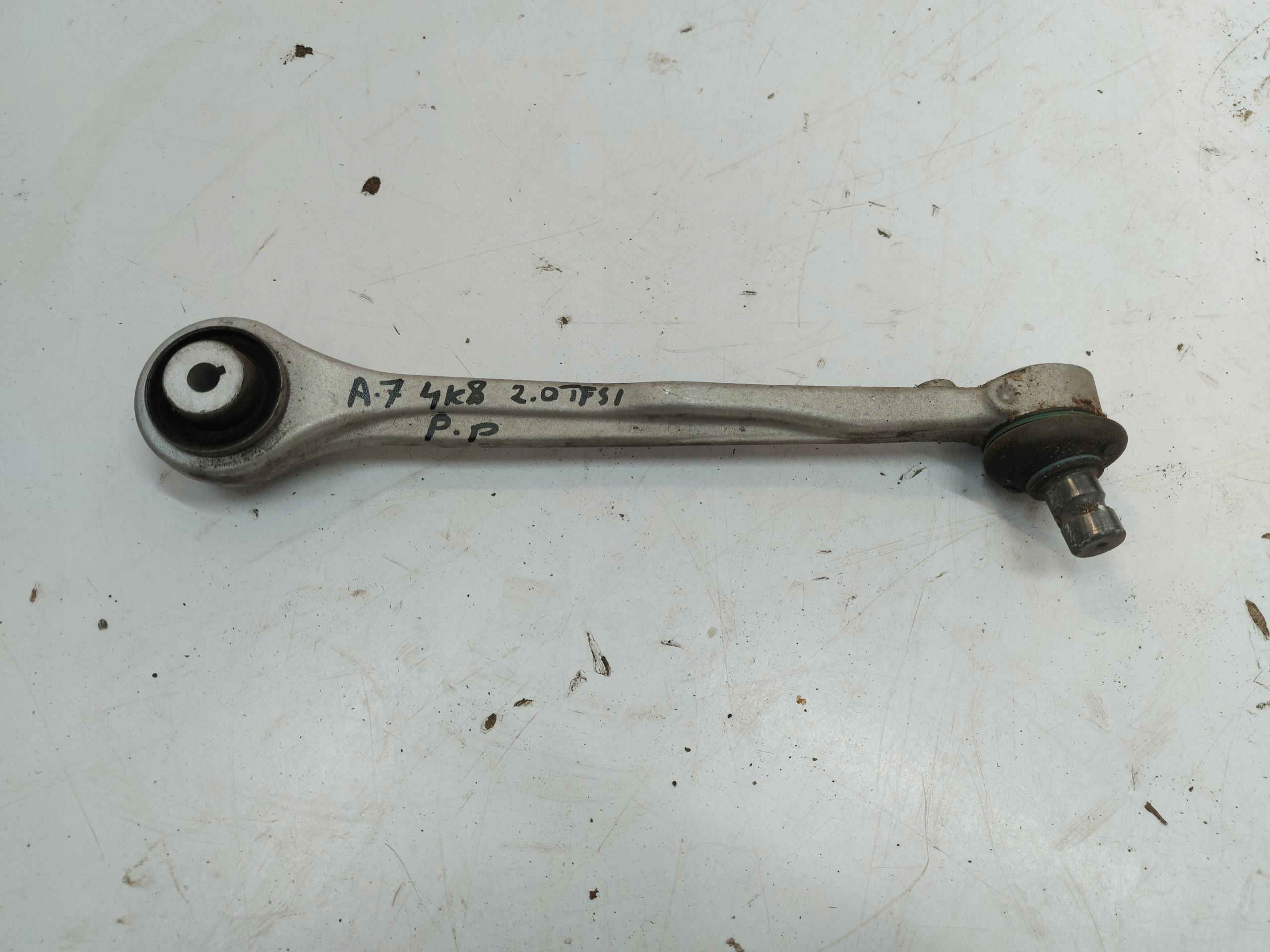 Audi A7 4K8 LIFT 45 TFSI arm front right upper 4M0407506C