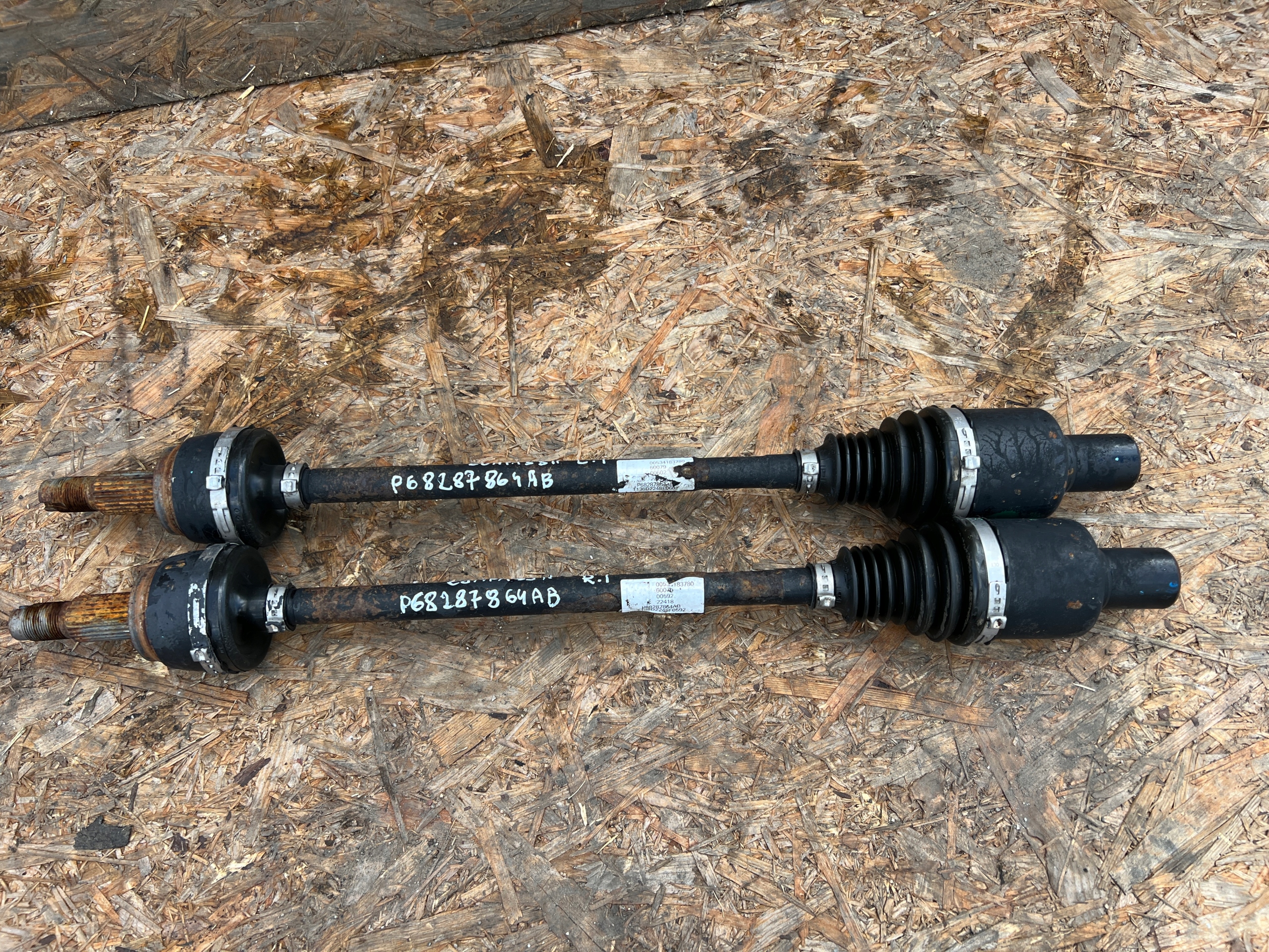 semi-axis rear part left right JEEP COMPASS II 2.0 MTJ P68287864AB