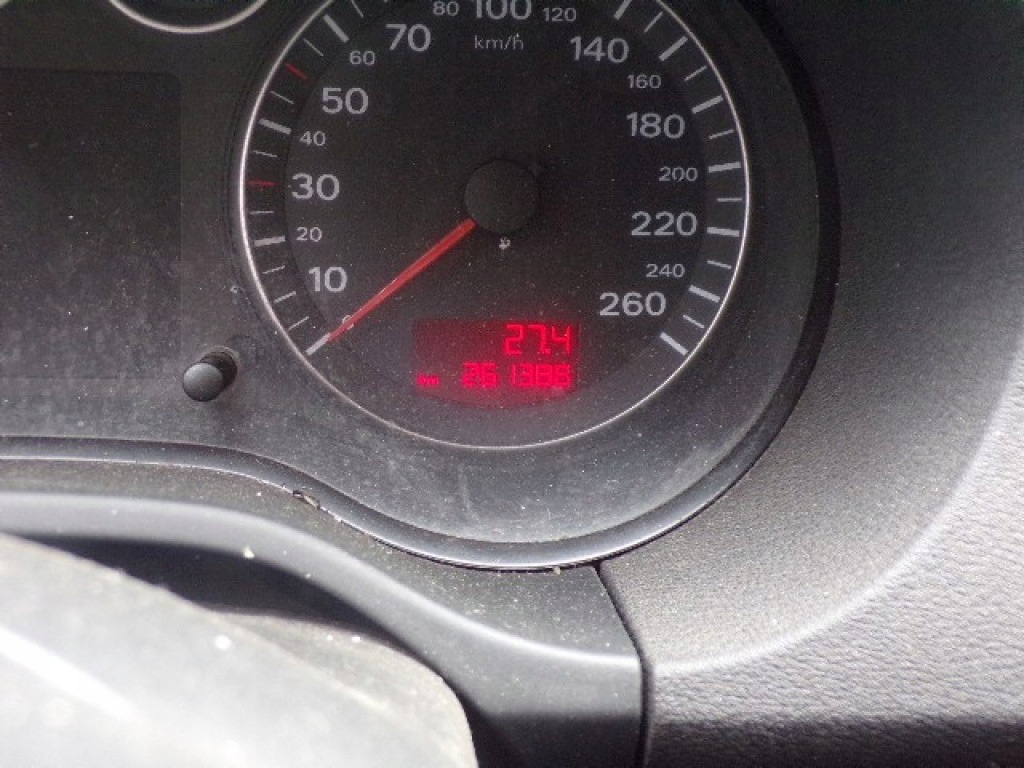 dials dials EU A2C53080296 AUDI A3 8P 1.6 8V 102 KM 03-05