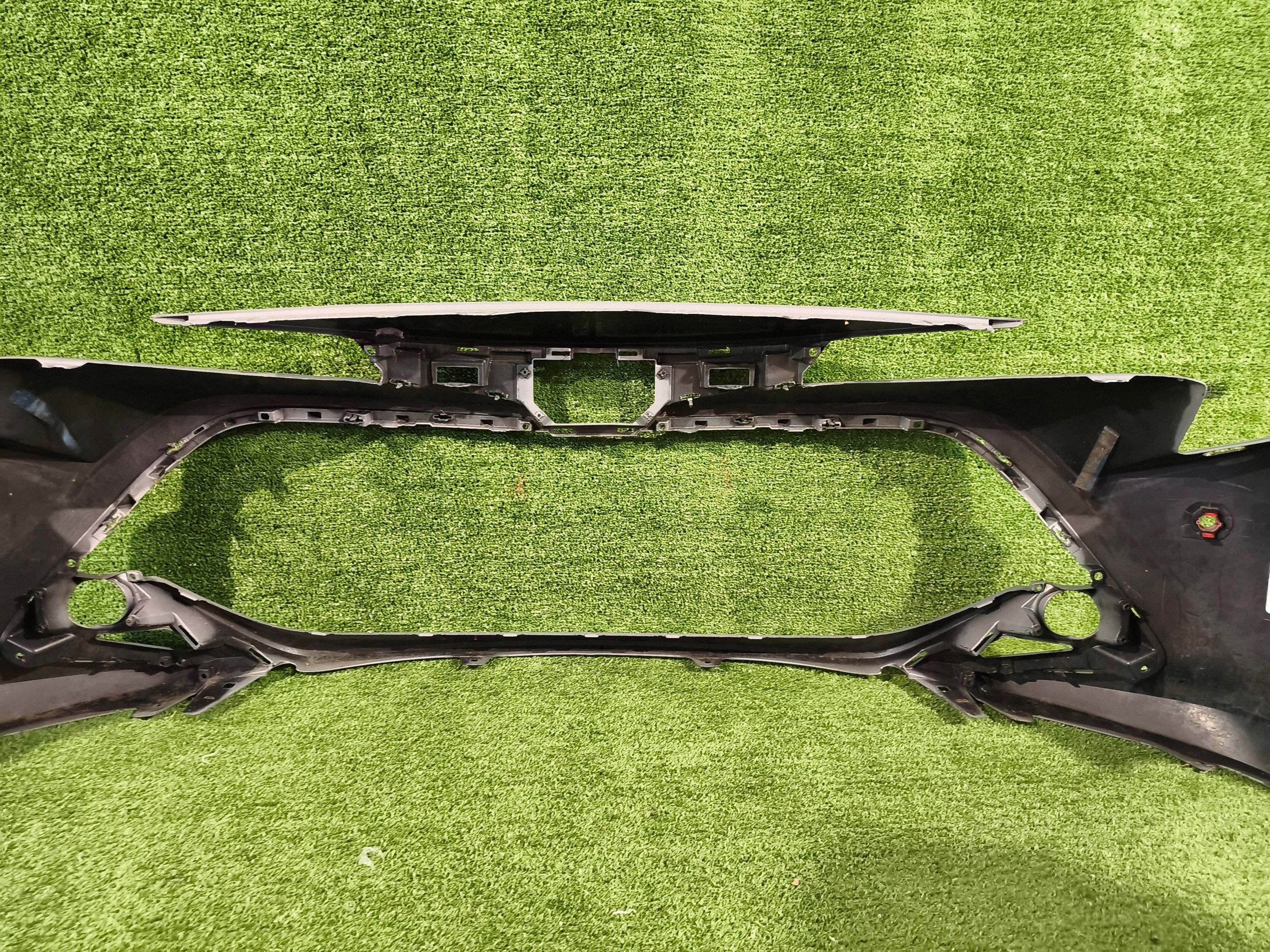 front bumper front TOYOTA COROLLA E21 HB KOMBI NR.Z9061