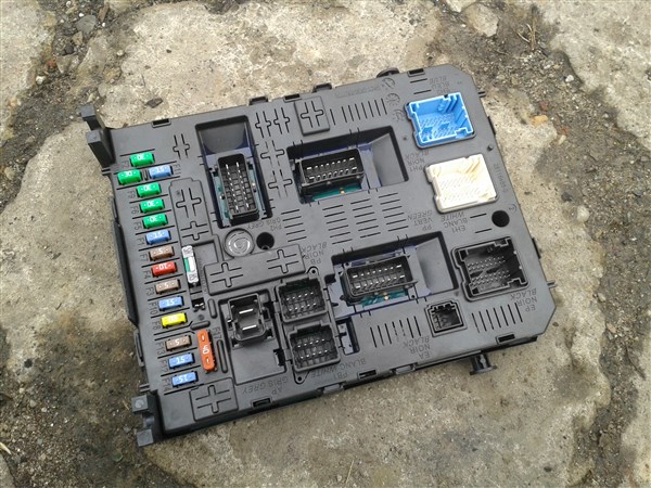 МОДУЛЬ BSI PEUGEOT 607 2.2 HDI 9664969080