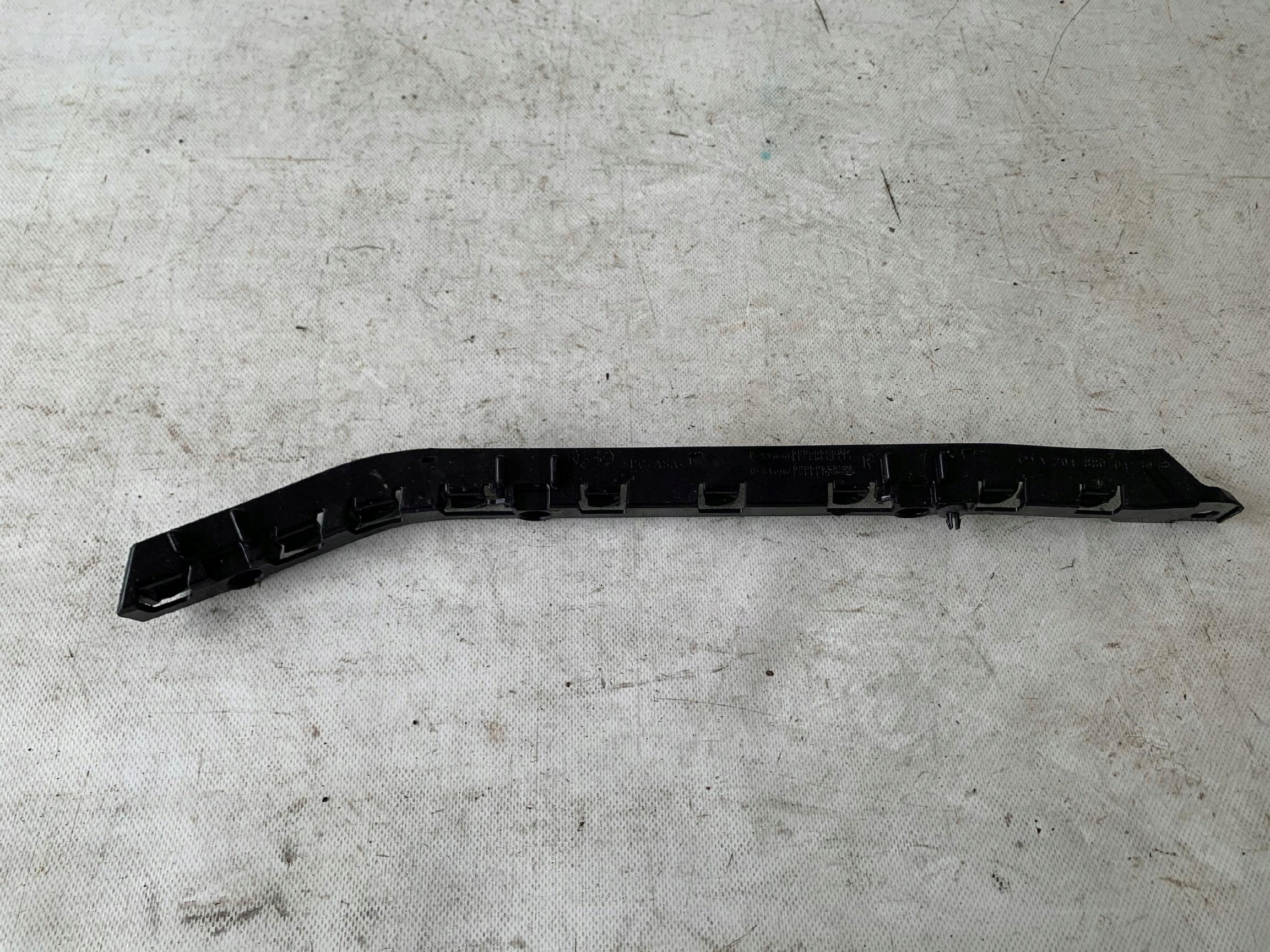 bumper bracket right rear part MERCEDES C 204 sedan