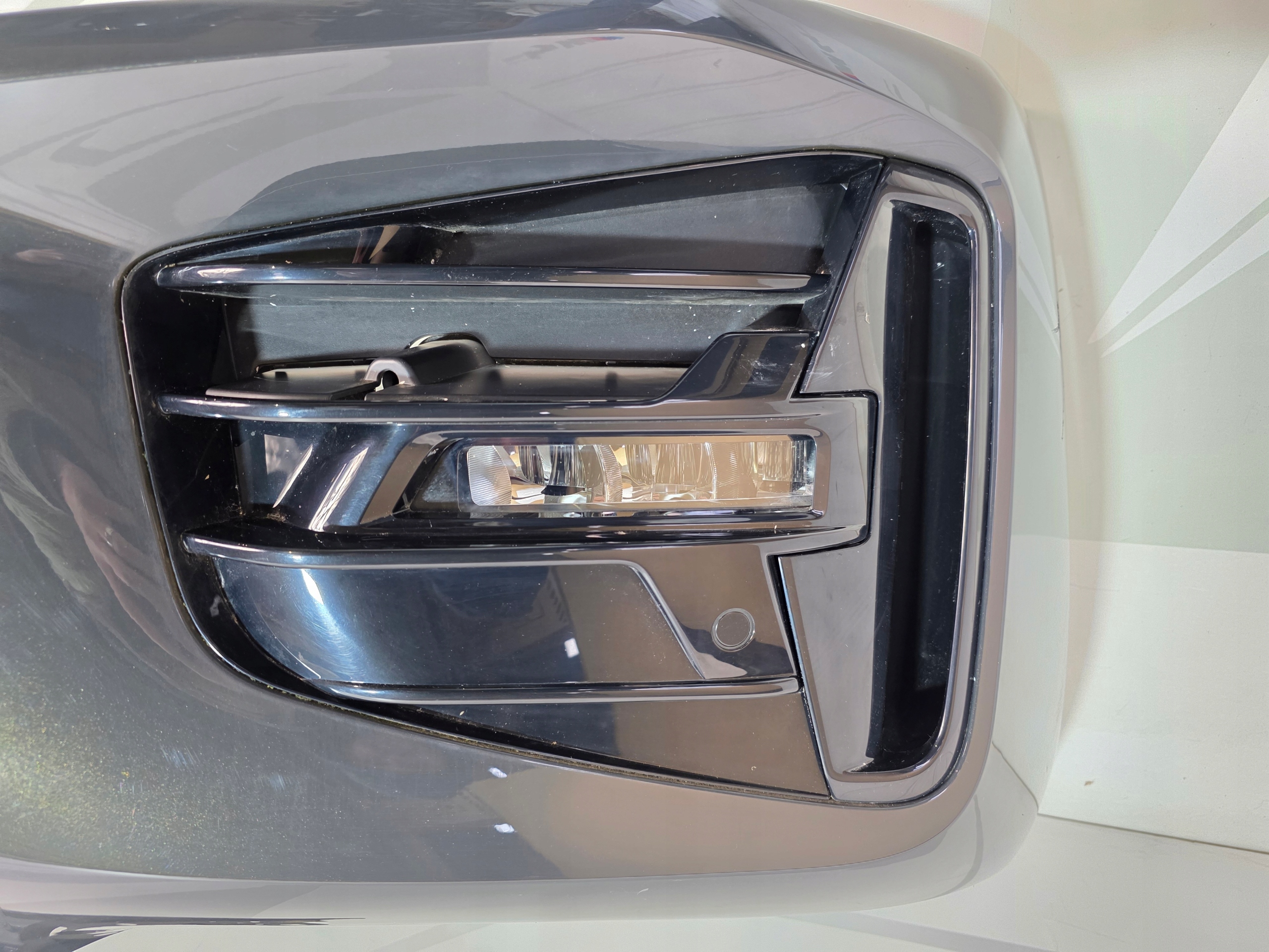Frontstoßstange BMW 4 G22 COUPE UK 6XPDC KAMERA C36 DRAVITGRAU METALLIC