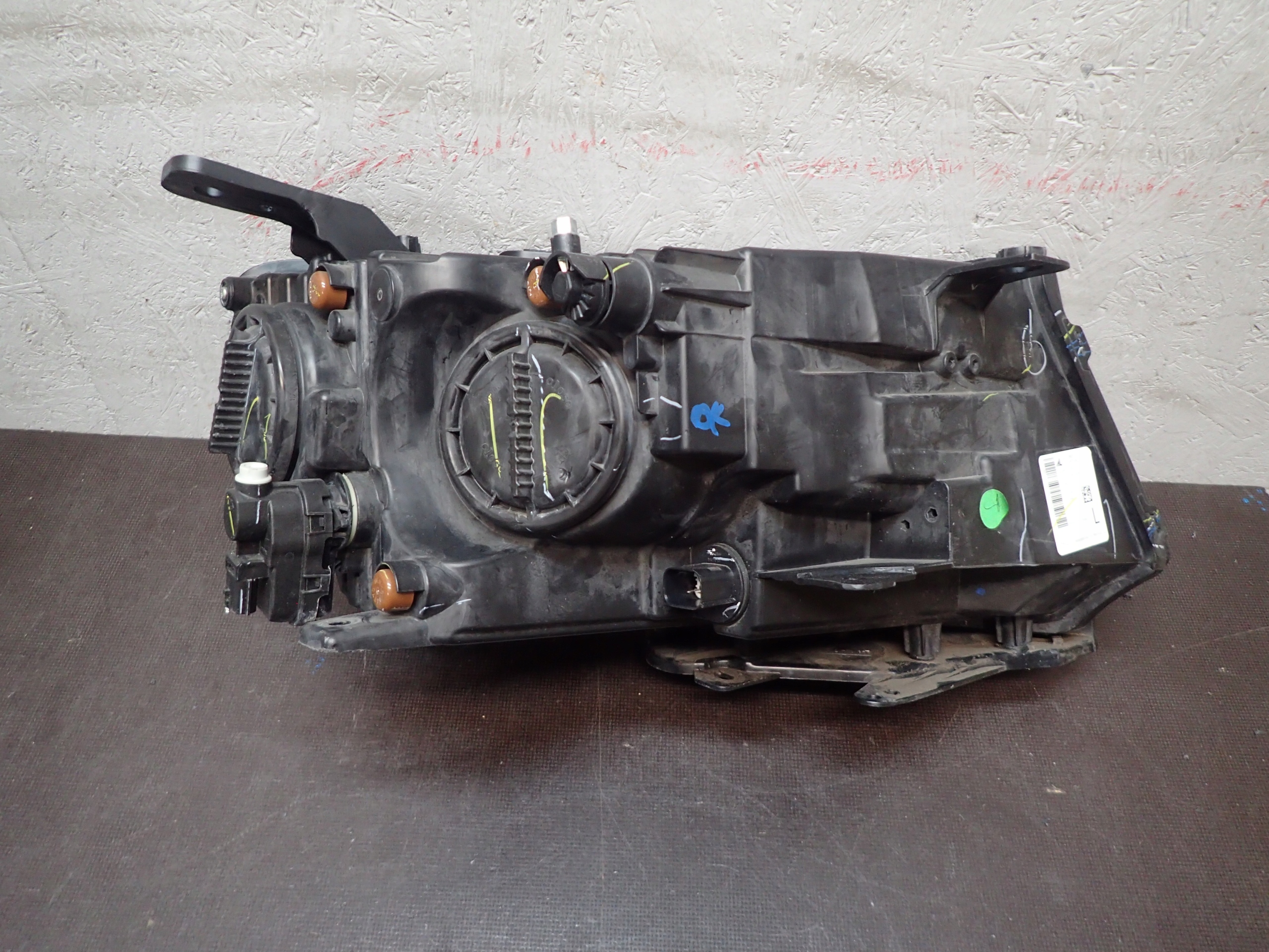 LIGHT FRONT LEFT JEEP COMPASS II 2 17