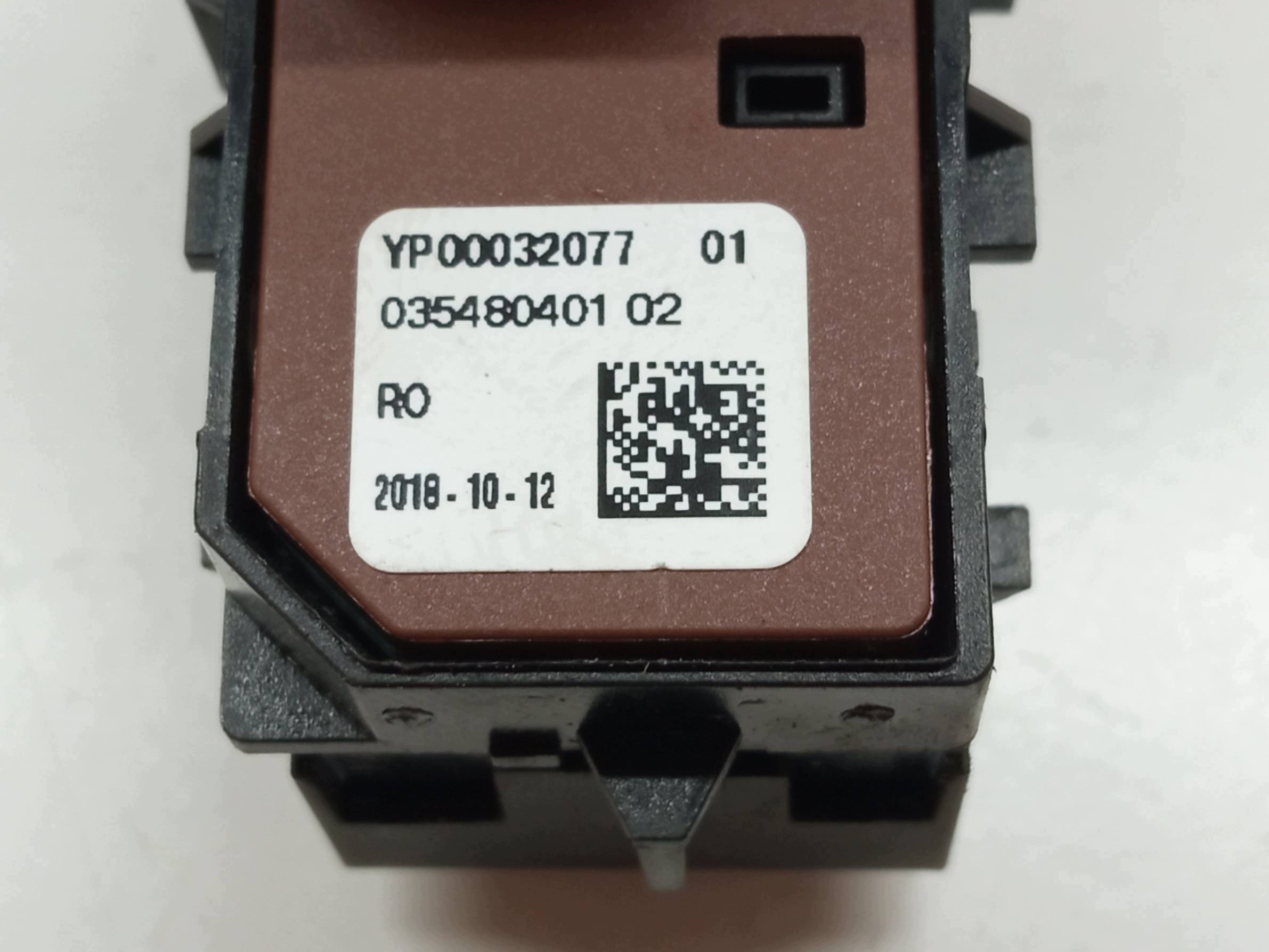 switch PDC START STOP YP00032077 035480401 Citroen C3 III (2016-2024)