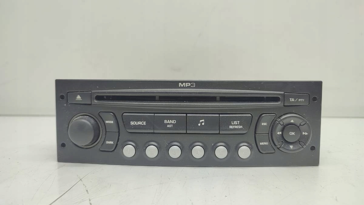 RETGRFR43543254 - Заводское радио 9666403077 CITROEN C4 coupe 2004