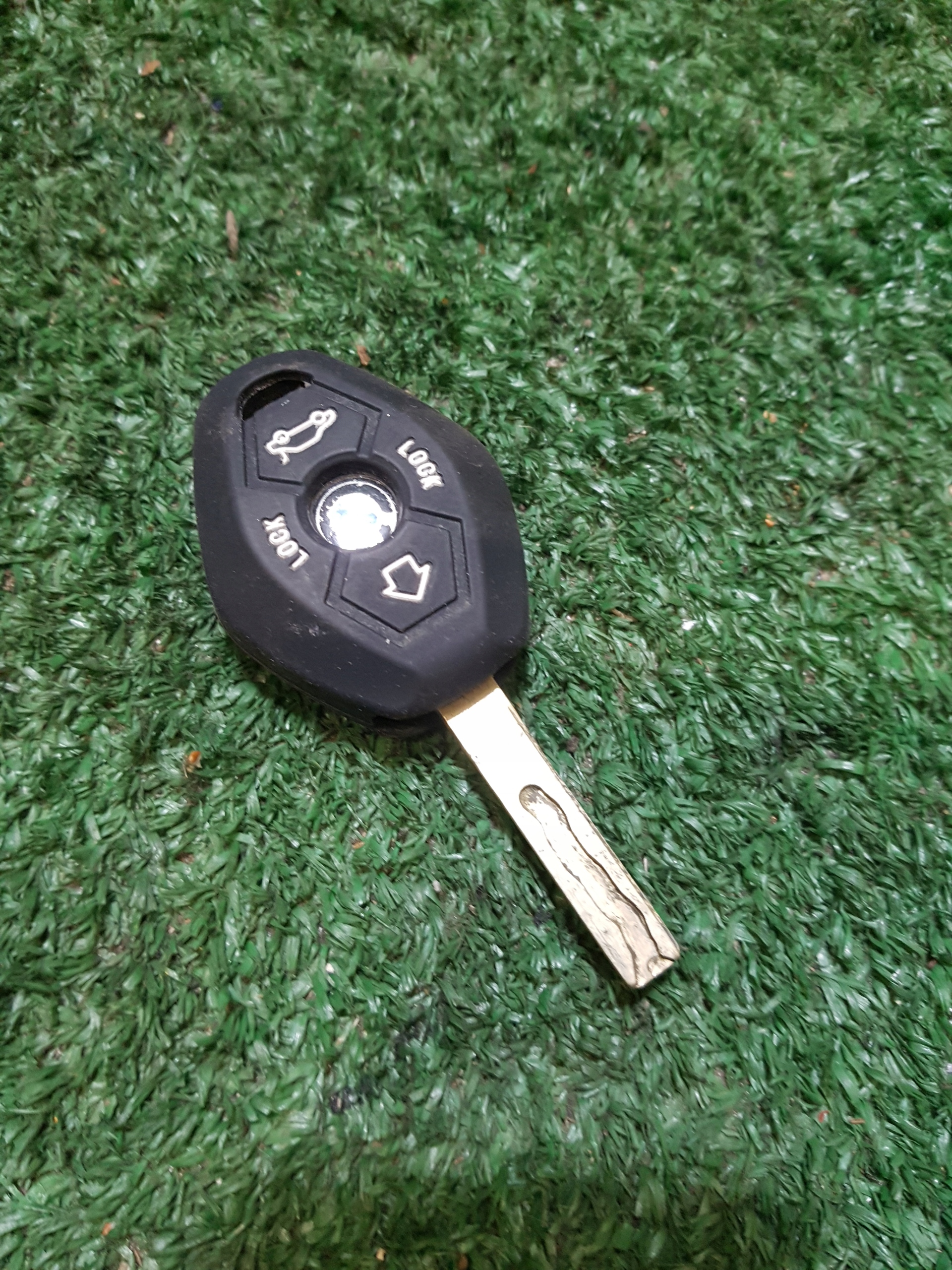 Montaggio STARTOWY IMMO BMW E60 0281011224 3.0D