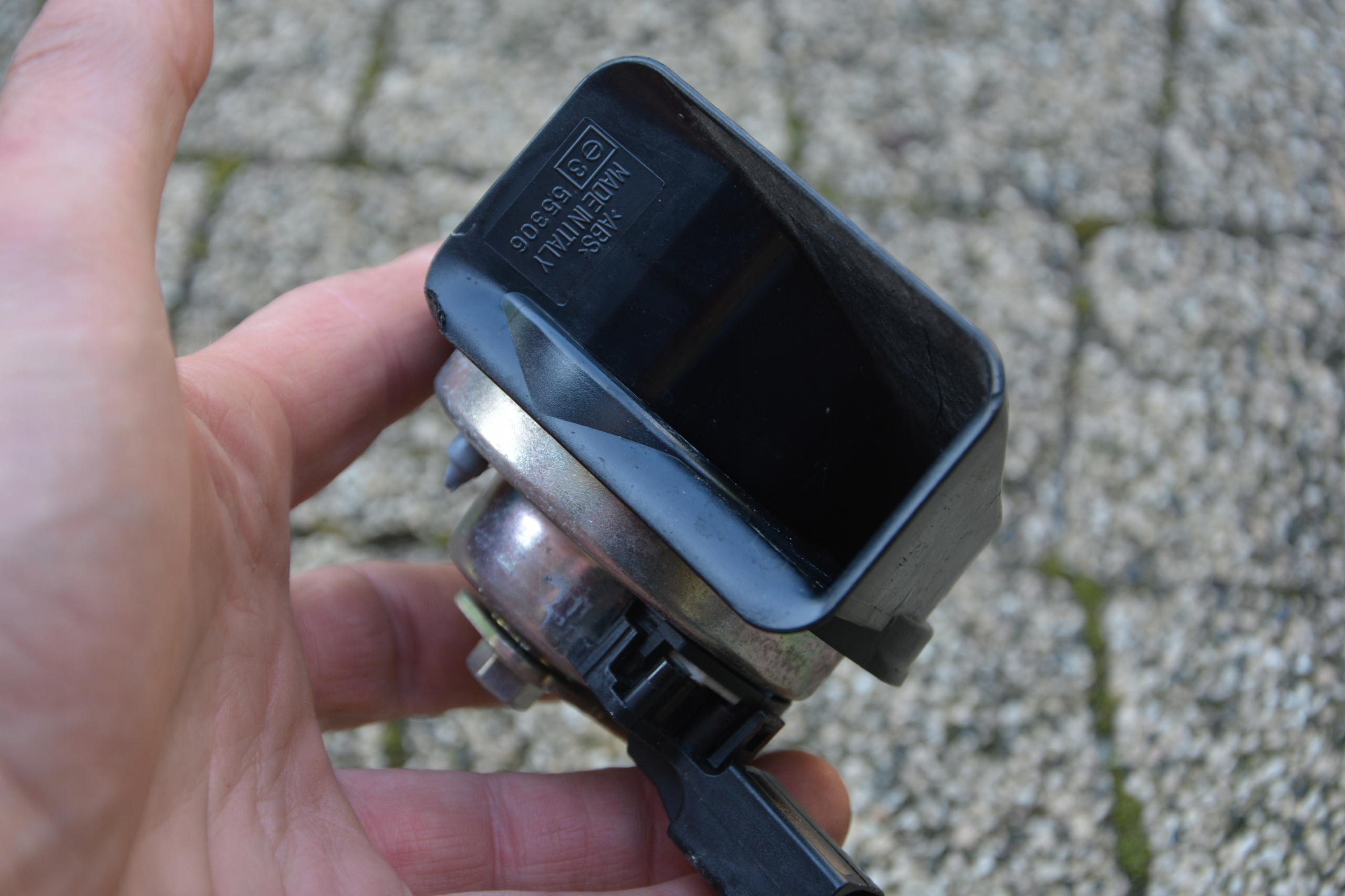 KLAKSON SYGNAŁ DŹWIĘKOWY VW GOLF 7 5Q0951221 Producent części Volkswagen OE