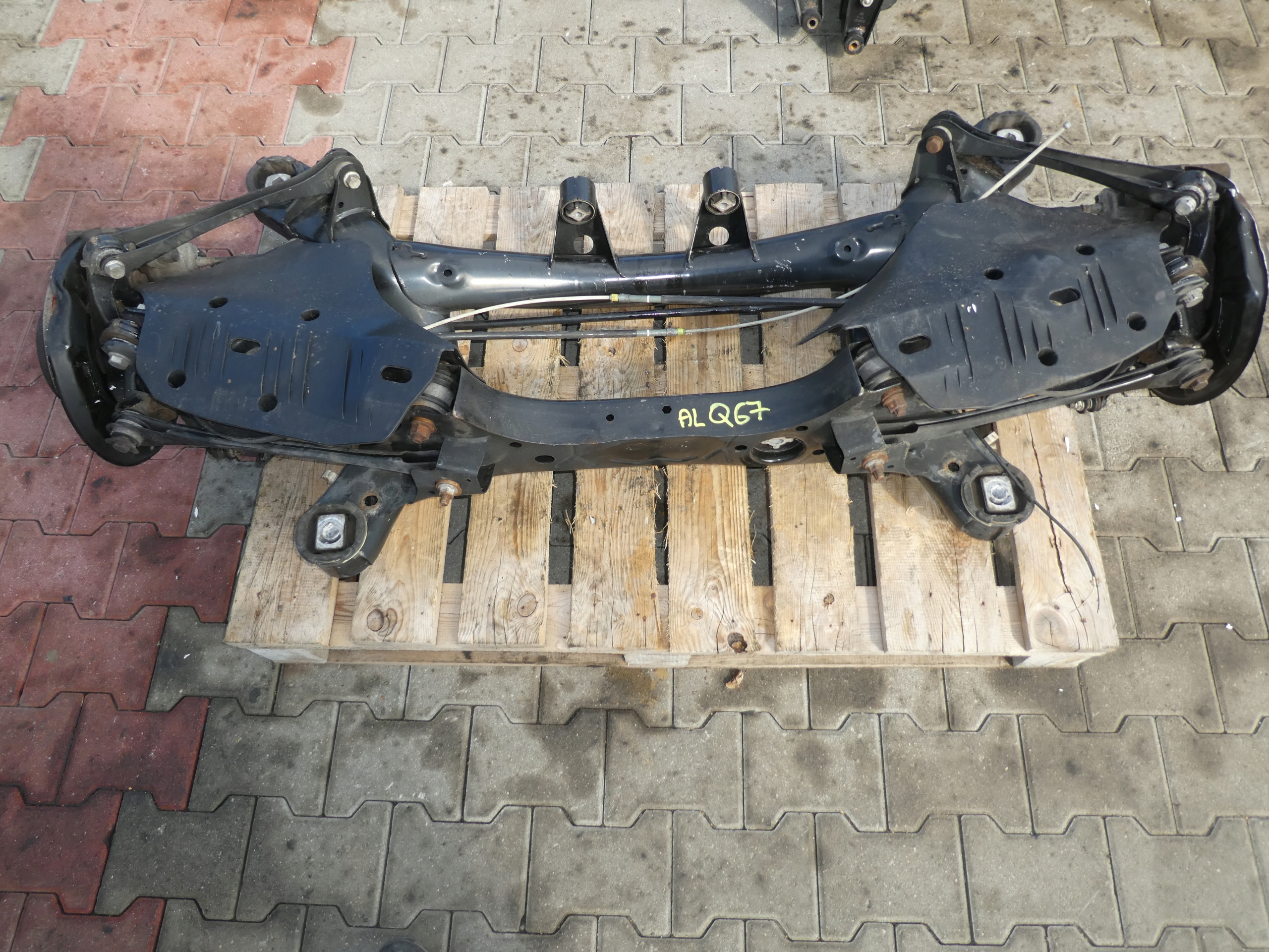 BMW F20 ACHSTRÄGER HINTEN 6792505