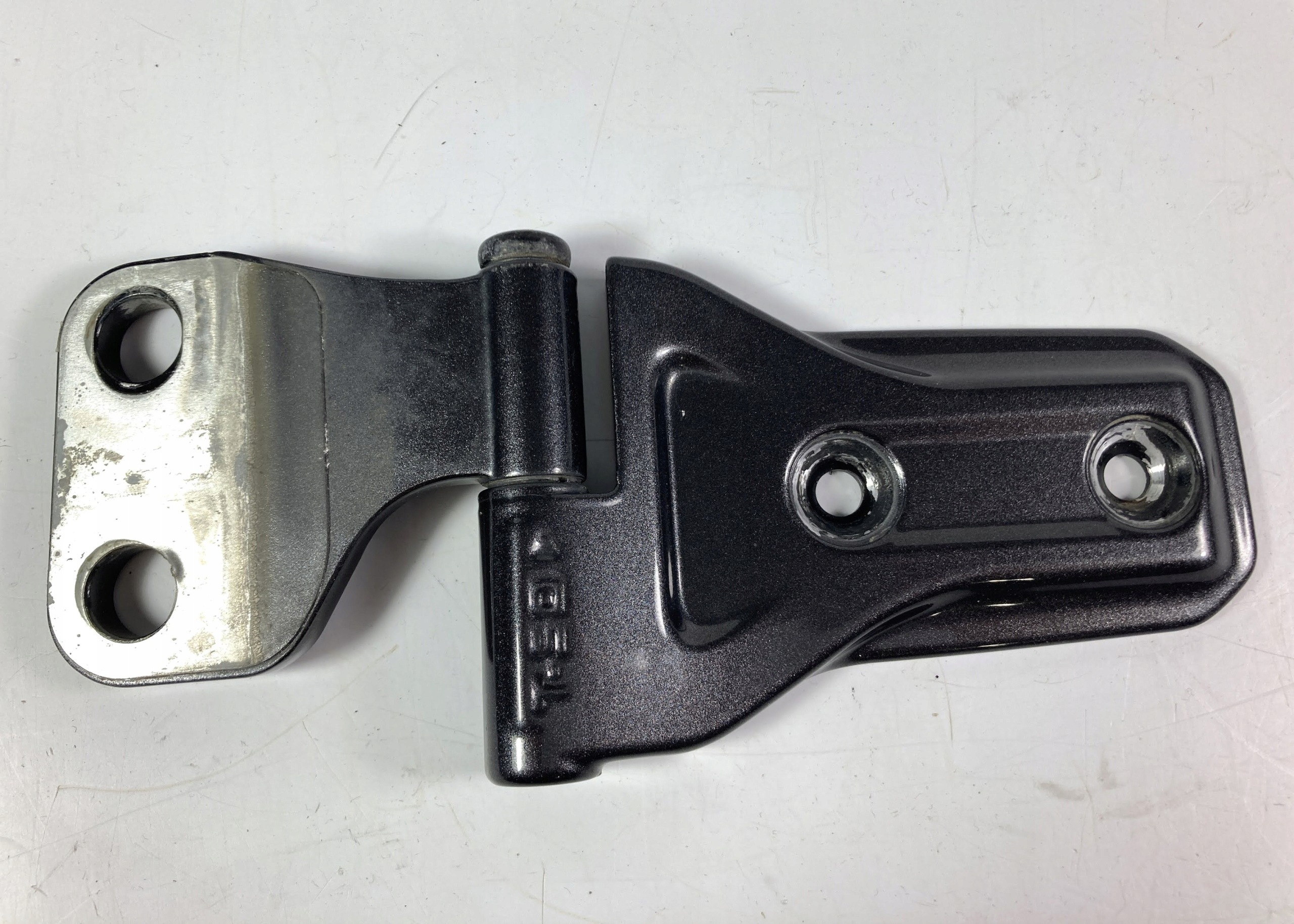 Jeep Wrangler hinge door front right lower 2018-26