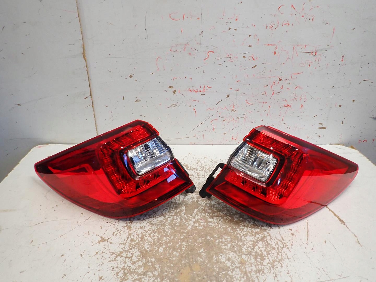 light rear part rear right SUBARU LEGACY OUTBACK LIFT 2015- LED