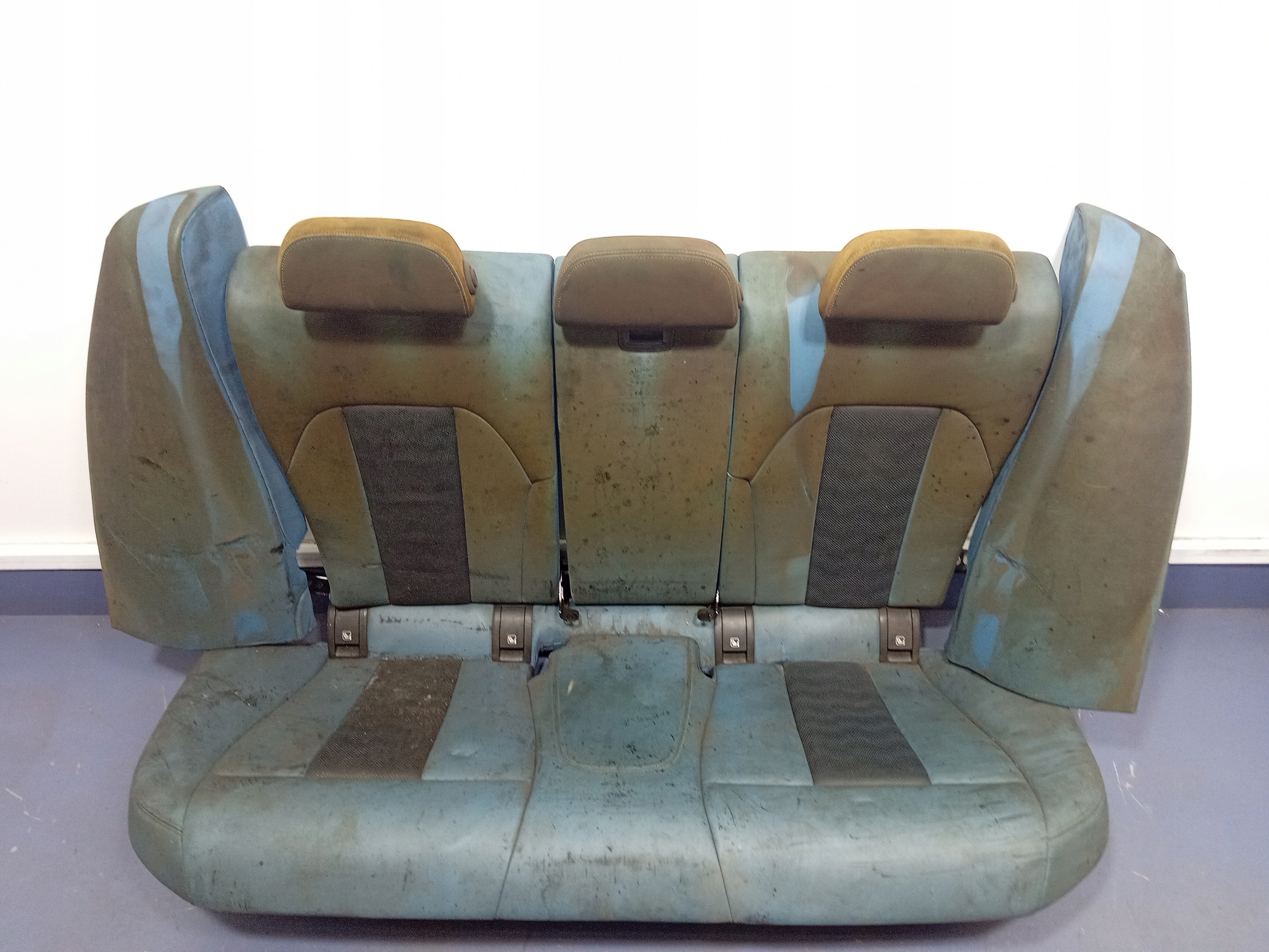 BMW M3 G80 седан диван зд ЗД LKG5