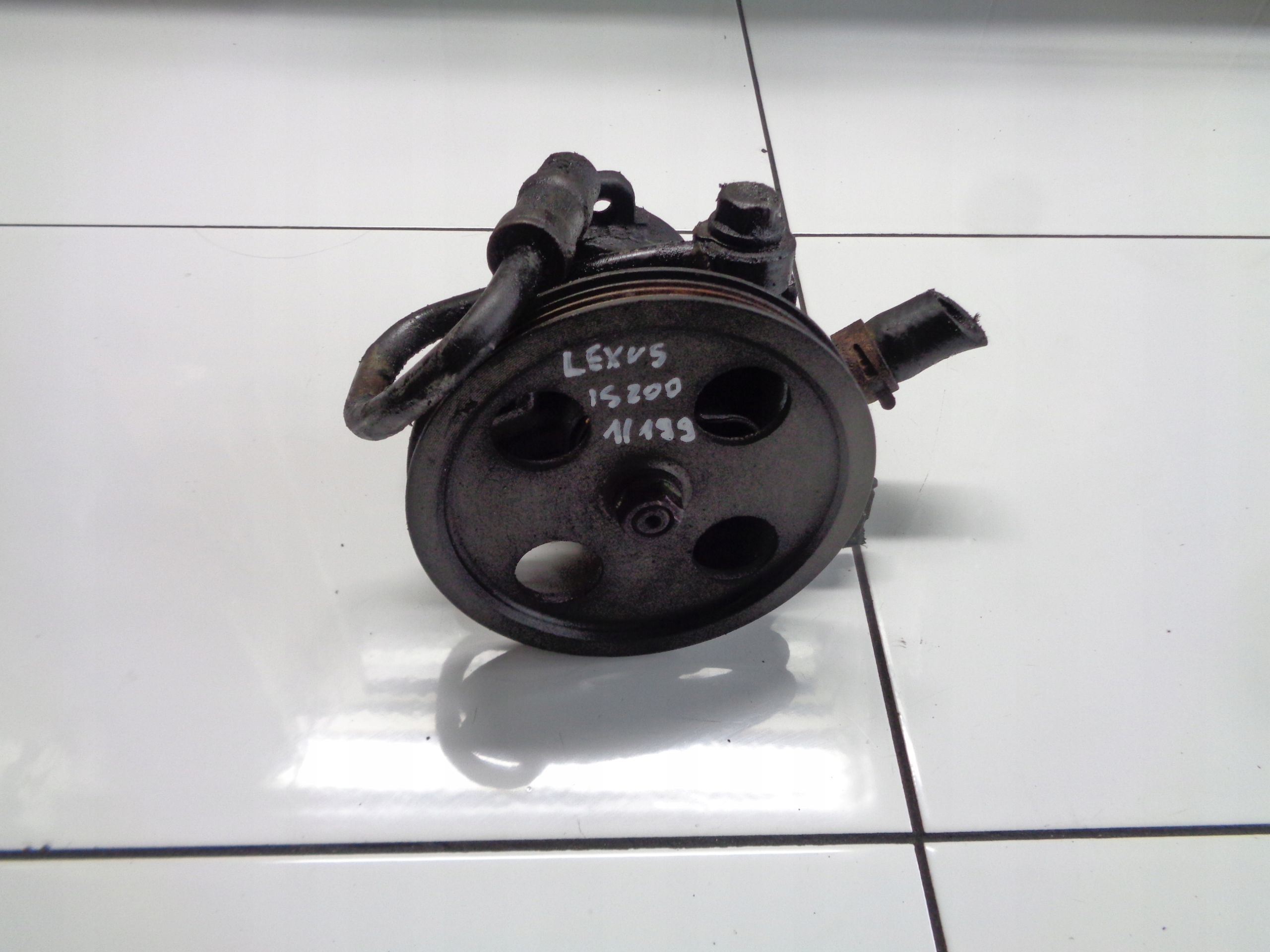 LEXUS IS200 2.0 НАСОС ГИДРОУСИЛИТЕЛЯ РУЛЯ