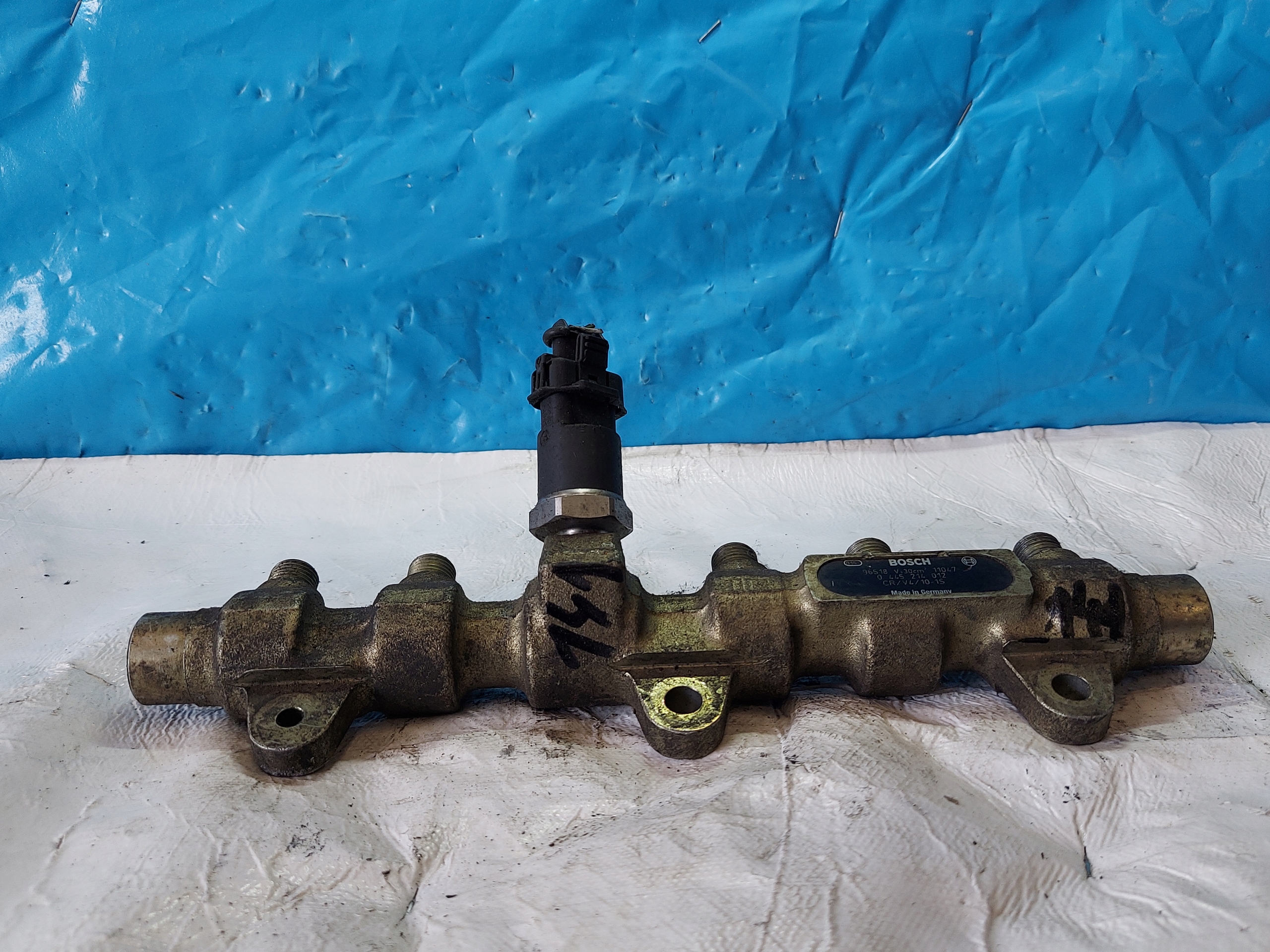 Rampe injection ALFA ROMEO 156 147 1.9 JTD 0445214012