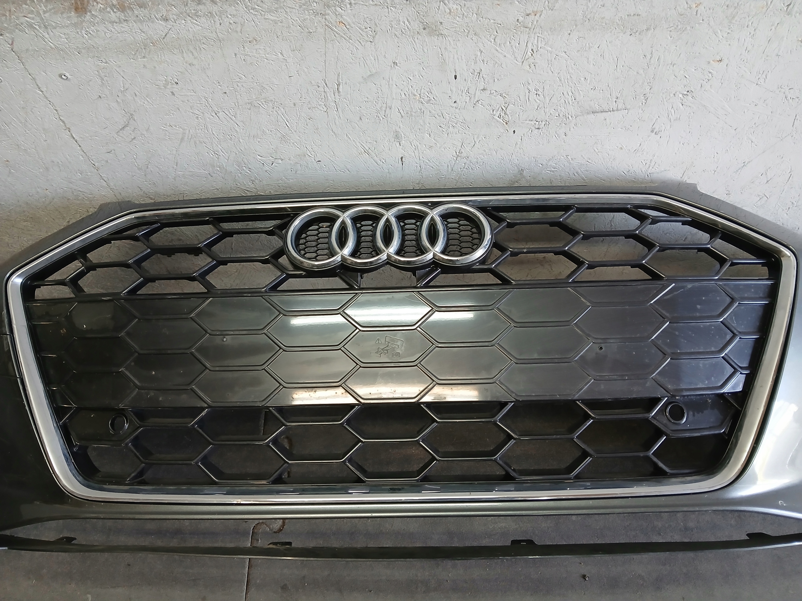 bumper front AUDI A4 B9 8W S LINE LIFT 19