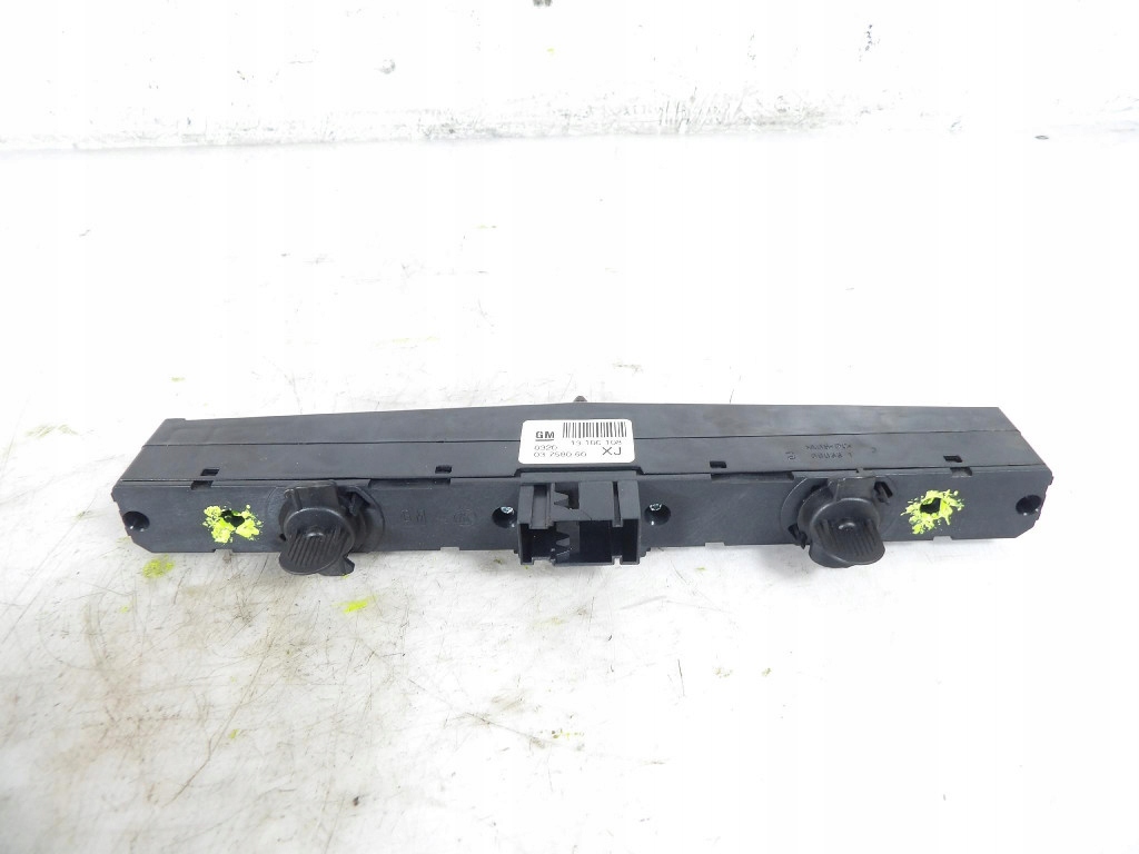 OPEL ASTRA H PANEL controls 13100108