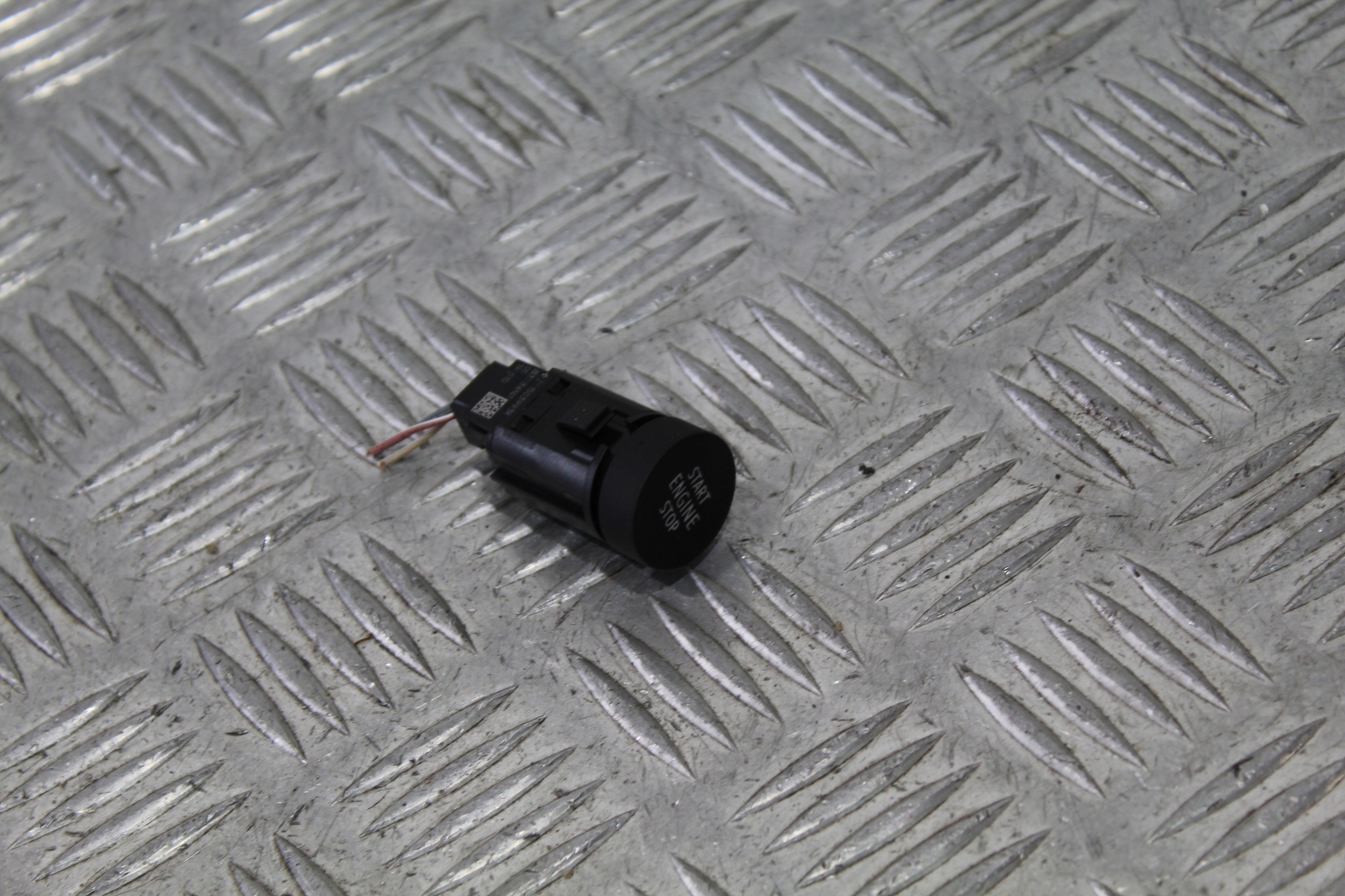 switch START STOP MEGANE IV LIFT 251503993R