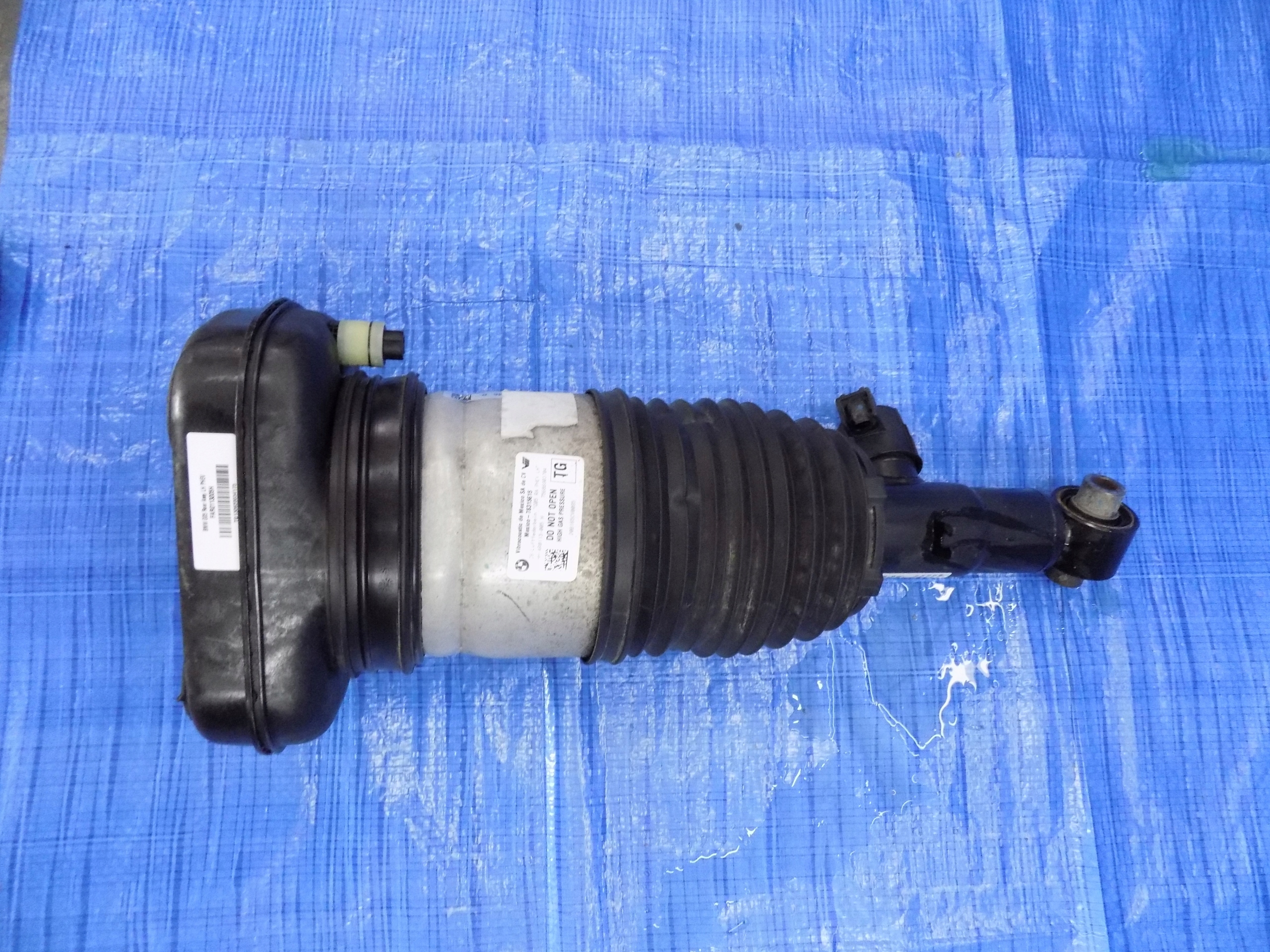 shock absorber left rear part rear BMW X5 G05 45E 20R