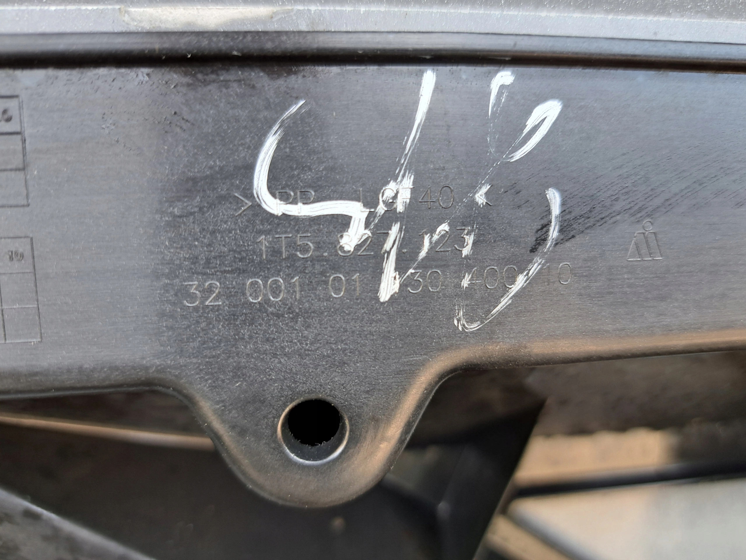 VW ID BUZZ door left rear part complete